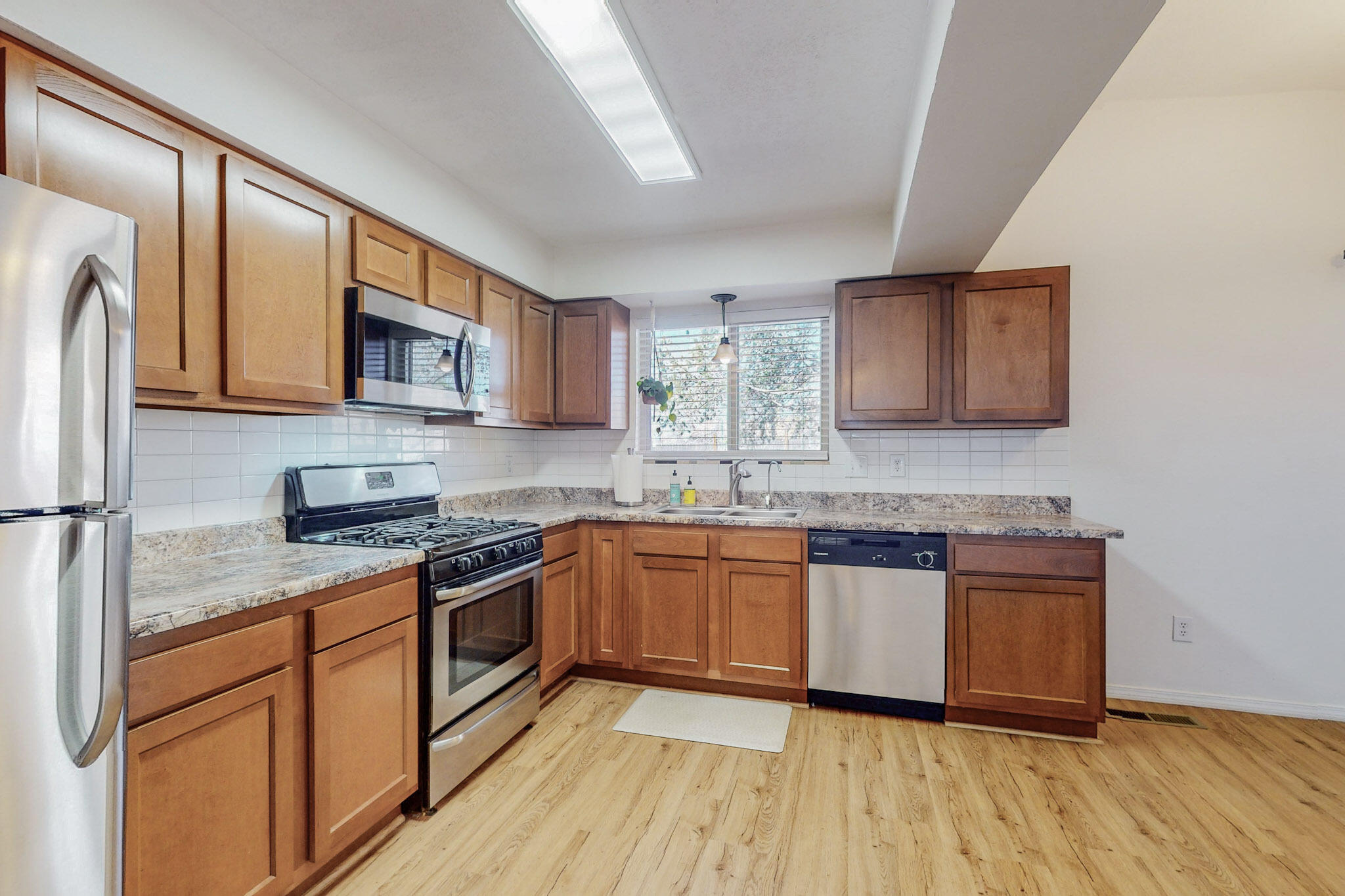 13009 Alice Avenue NE