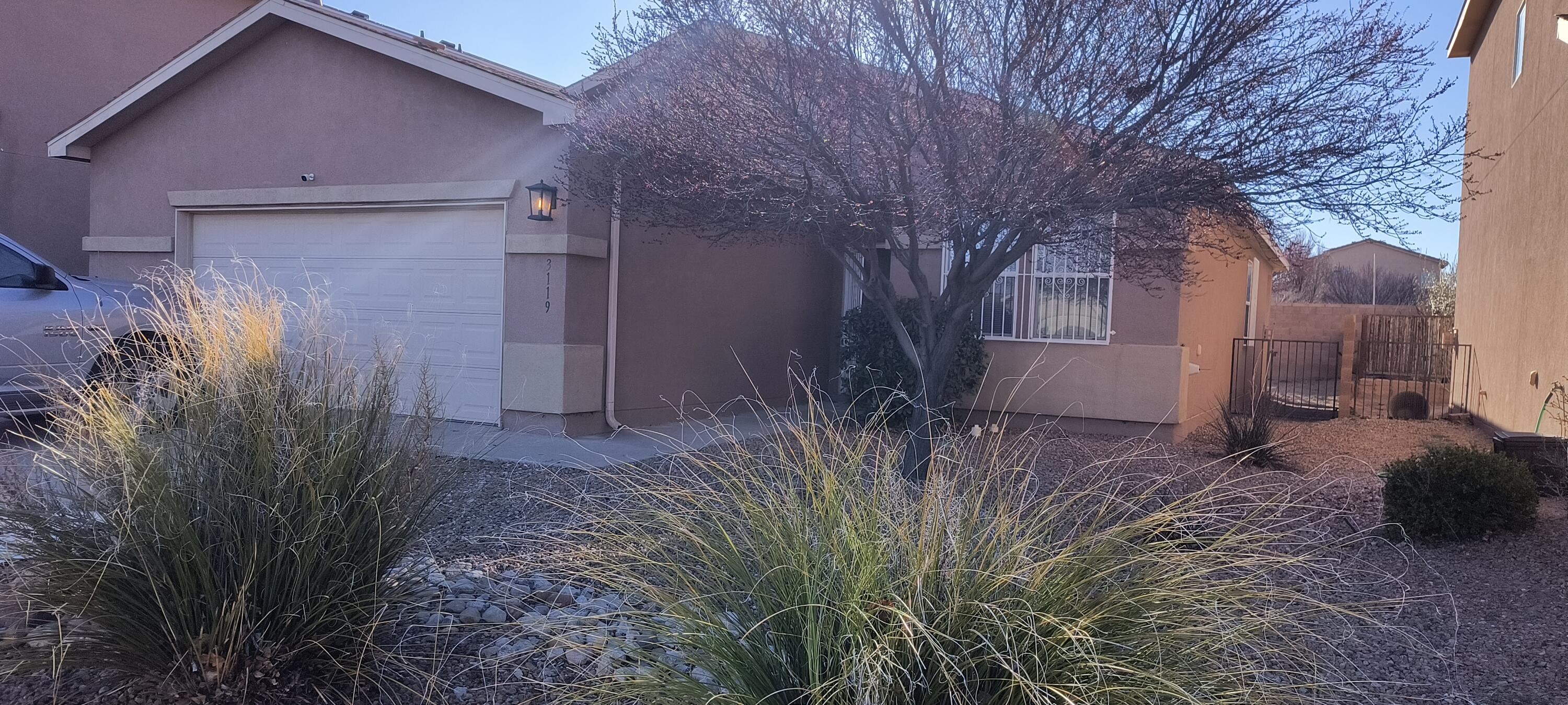 3119 W Meadow Drive SW