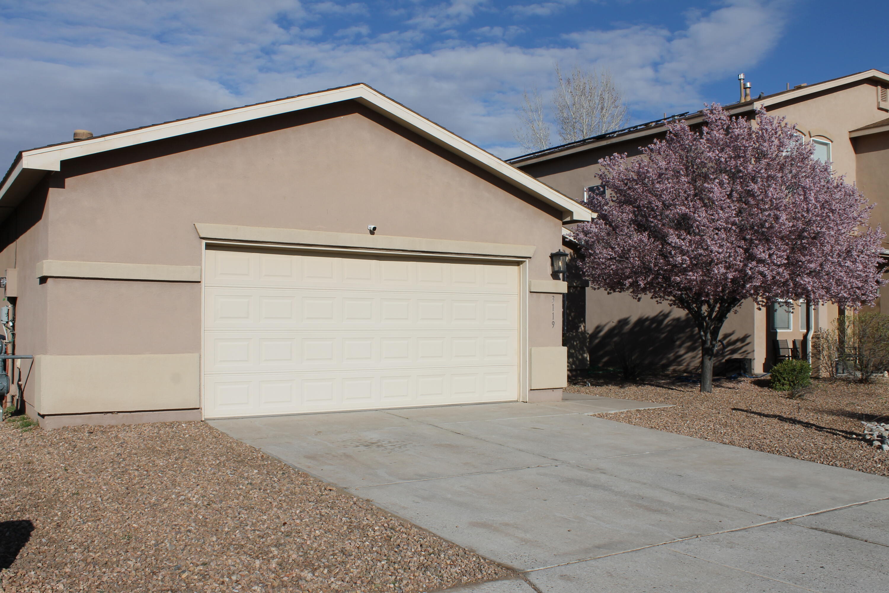 3119 W Meadow Drive SW