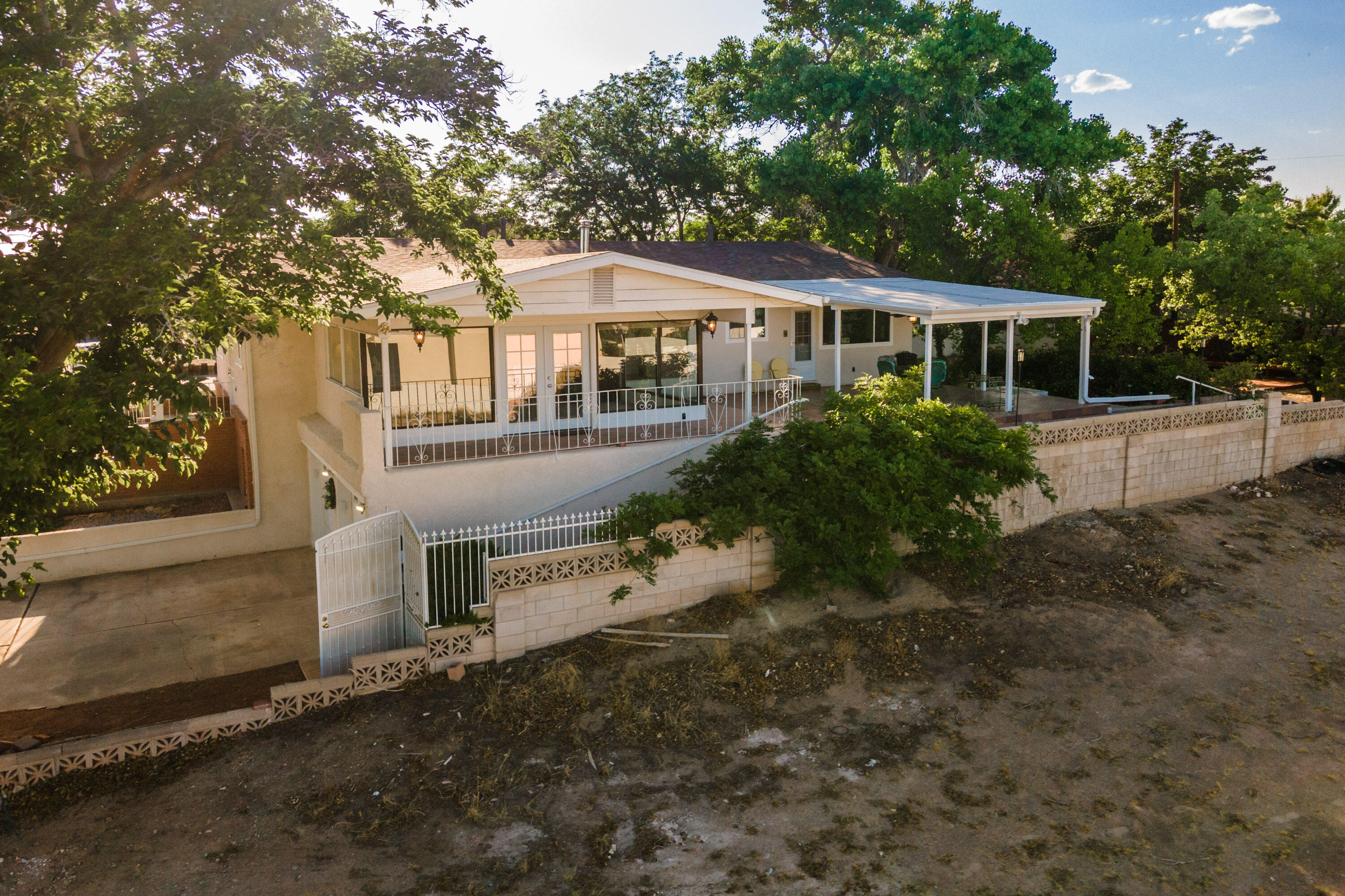 3843 Riverview Road NW