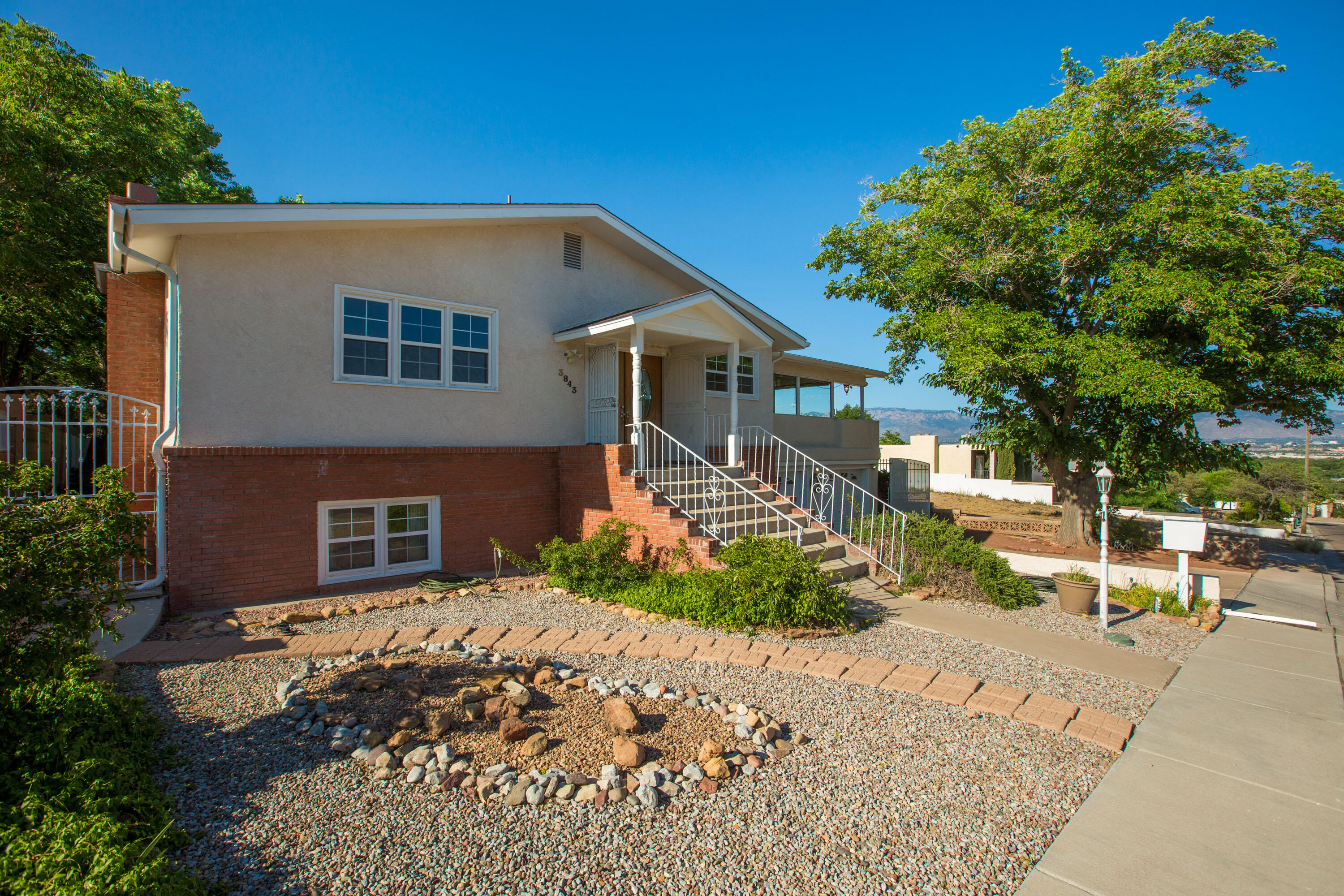 3843 Riverview Road NW