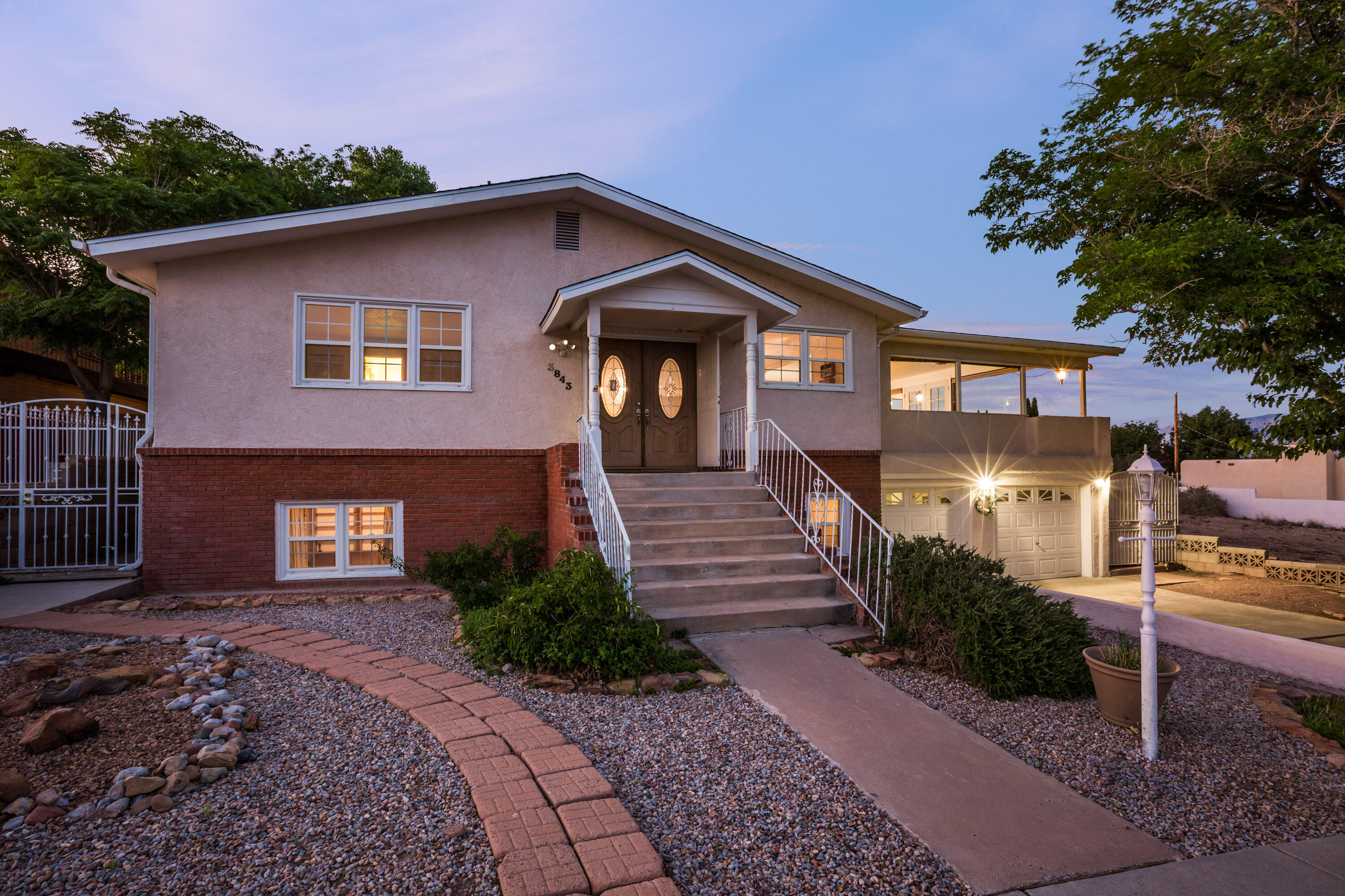 3843 Riverview Road NW