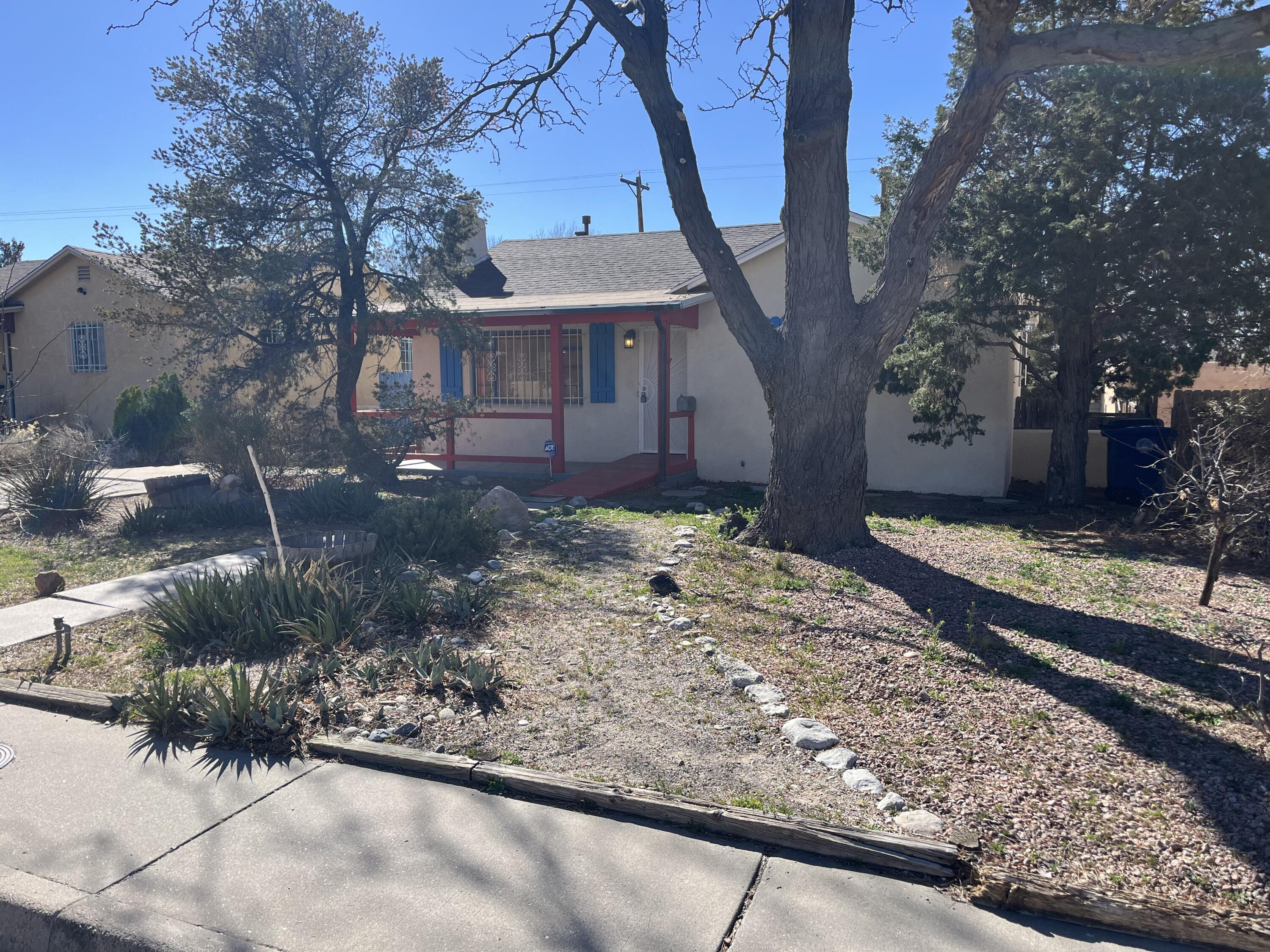 1213 Princeton Drive SE
