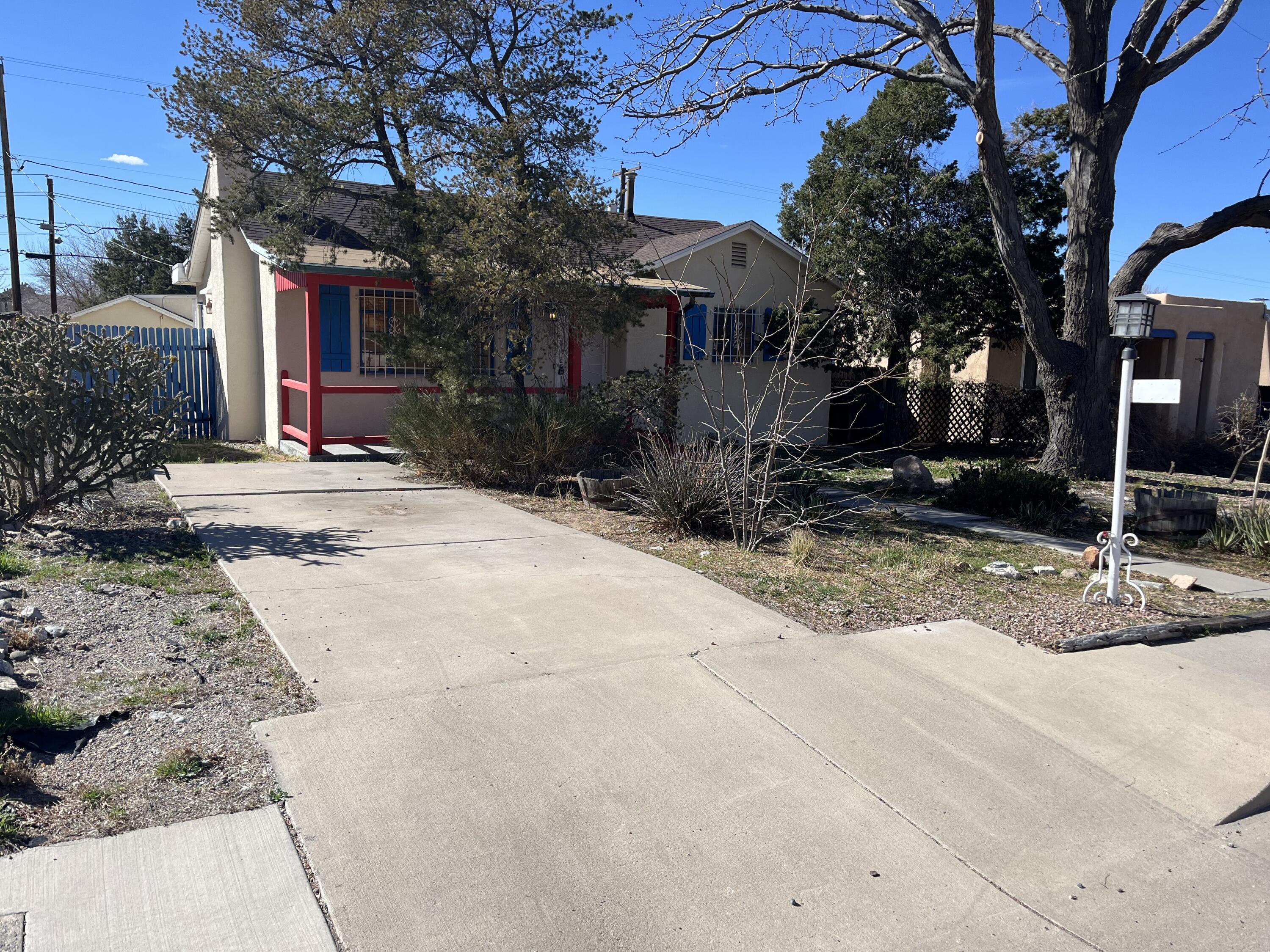 1213 Princeton Drive SE