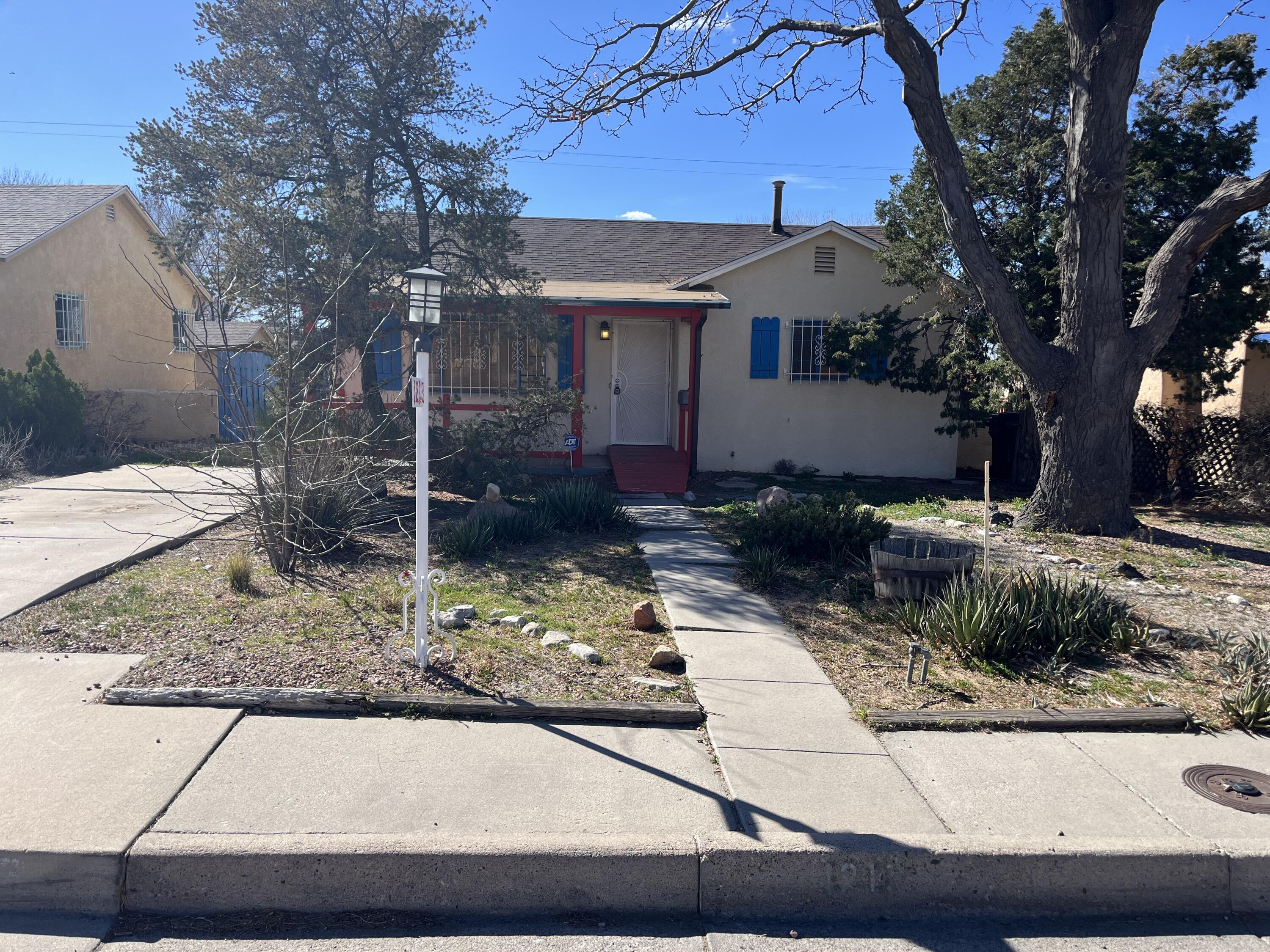 1213 Princeton Drive SE
