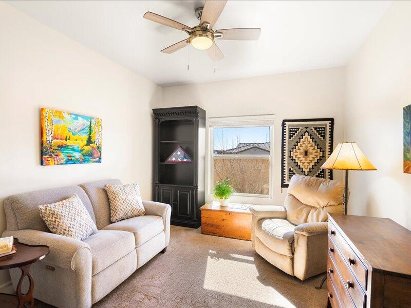 2624 La Luz Circle NE