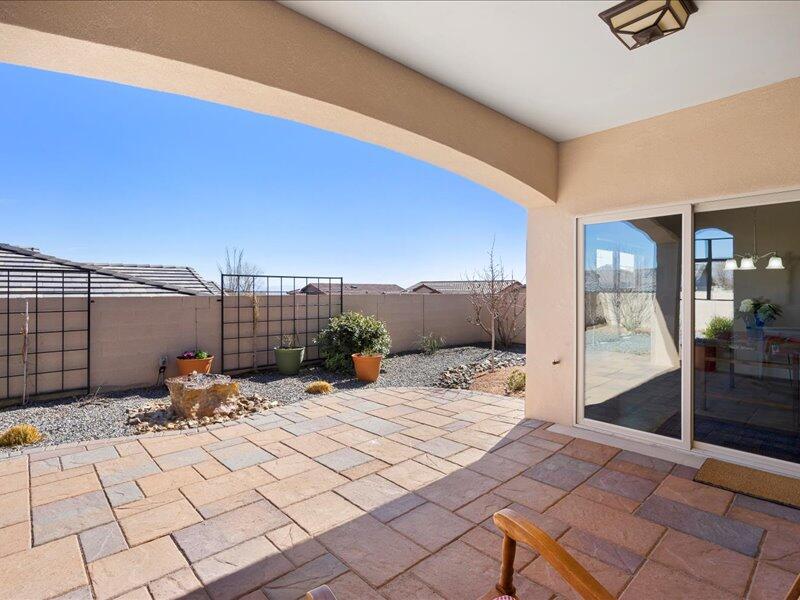 2624 La Luz Circle NE