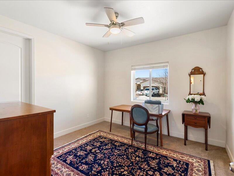 2624 La Luz Circle NE