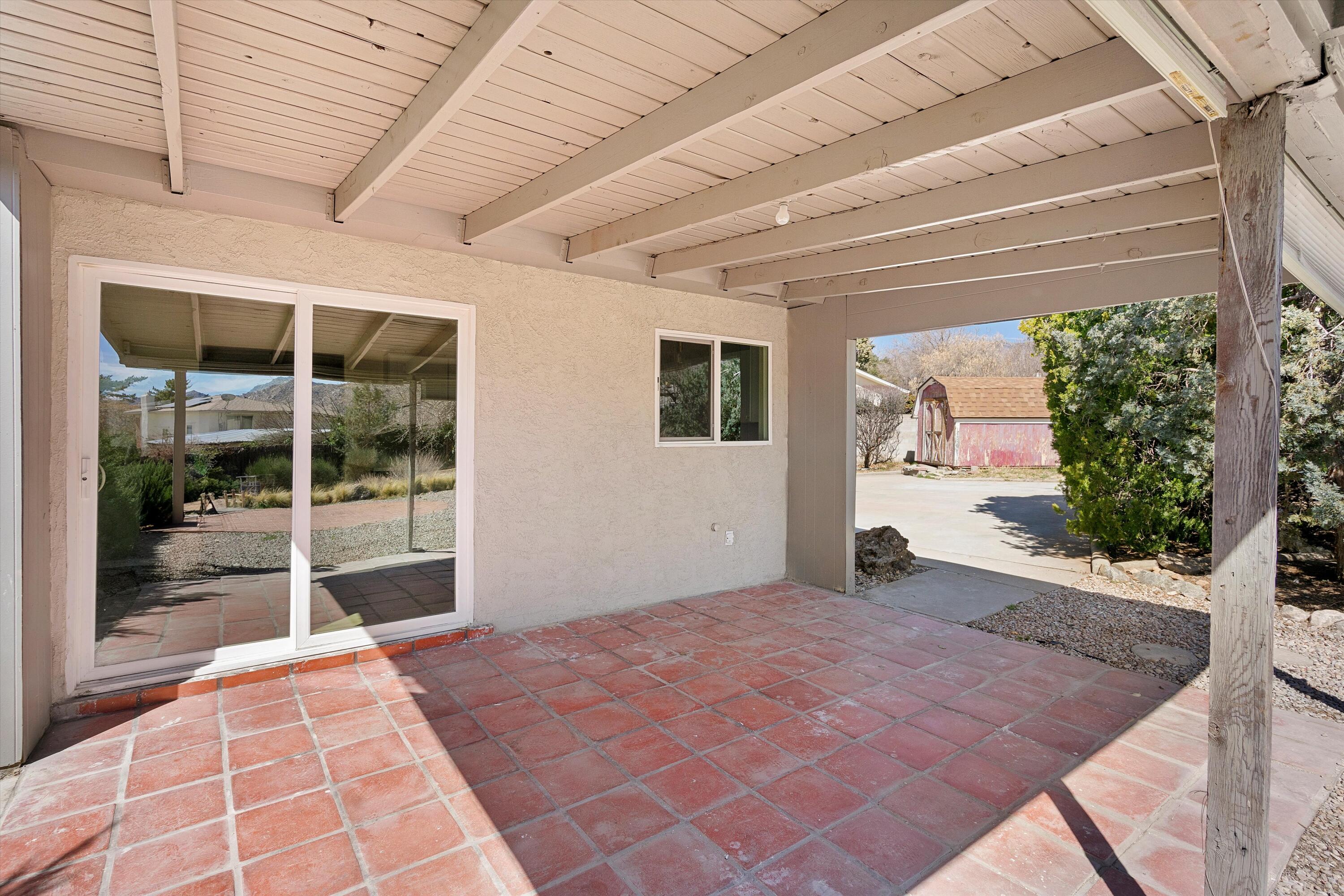 3736 Mount Rainier Drive NE