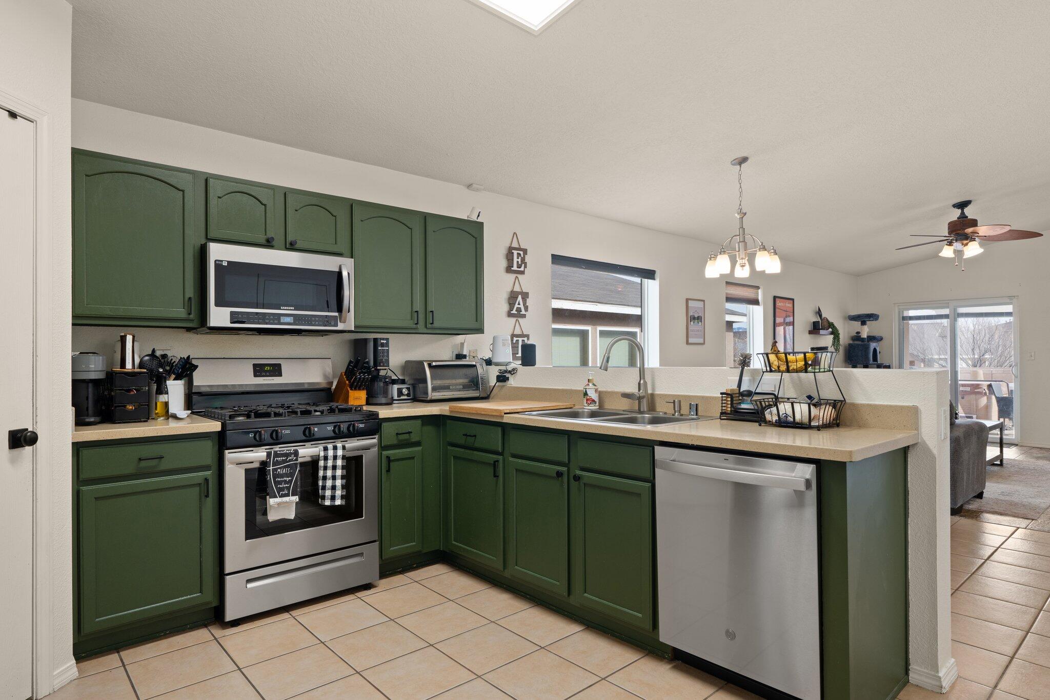3724 Rancher Loop NE