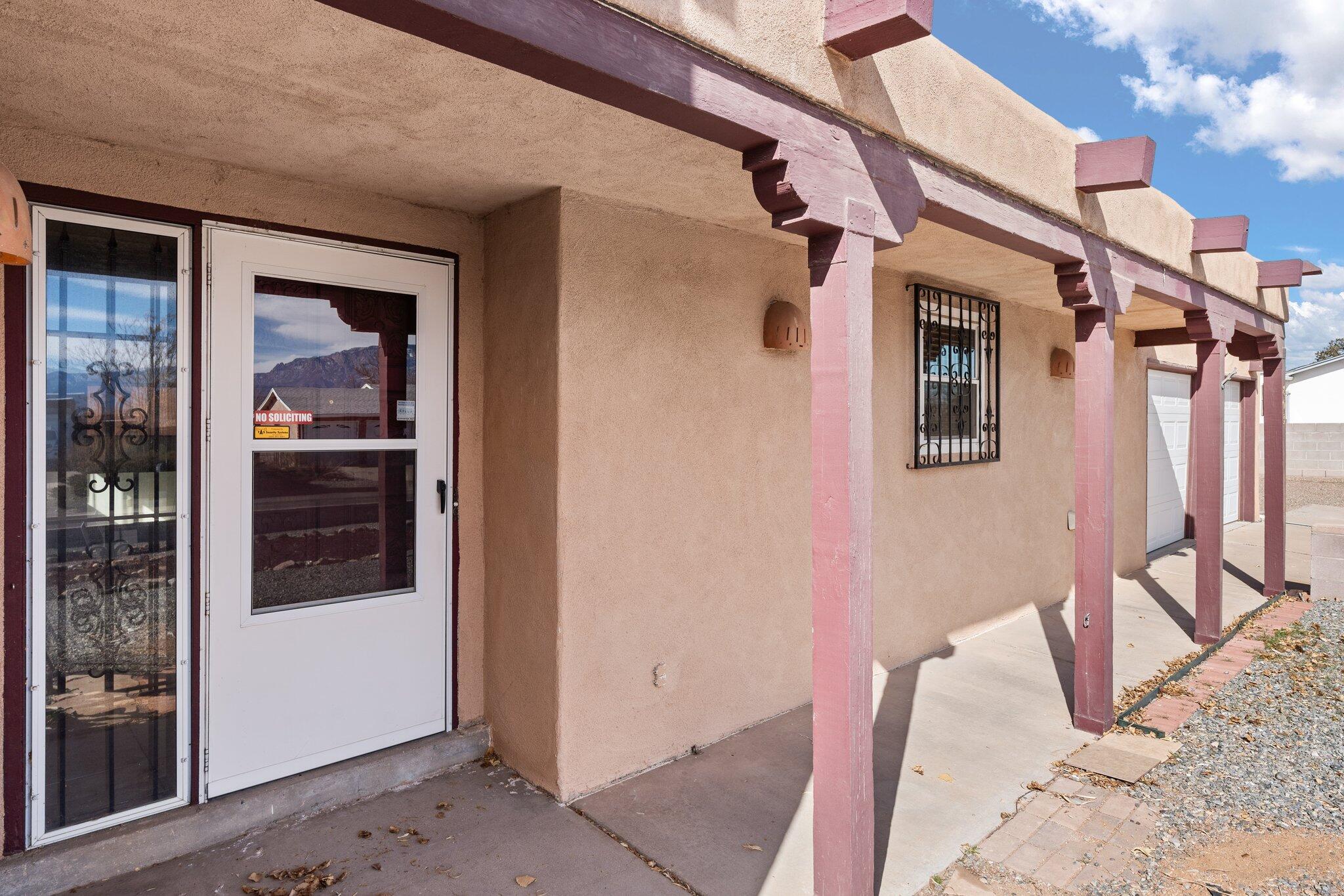 803 Villa Verde Drive SE