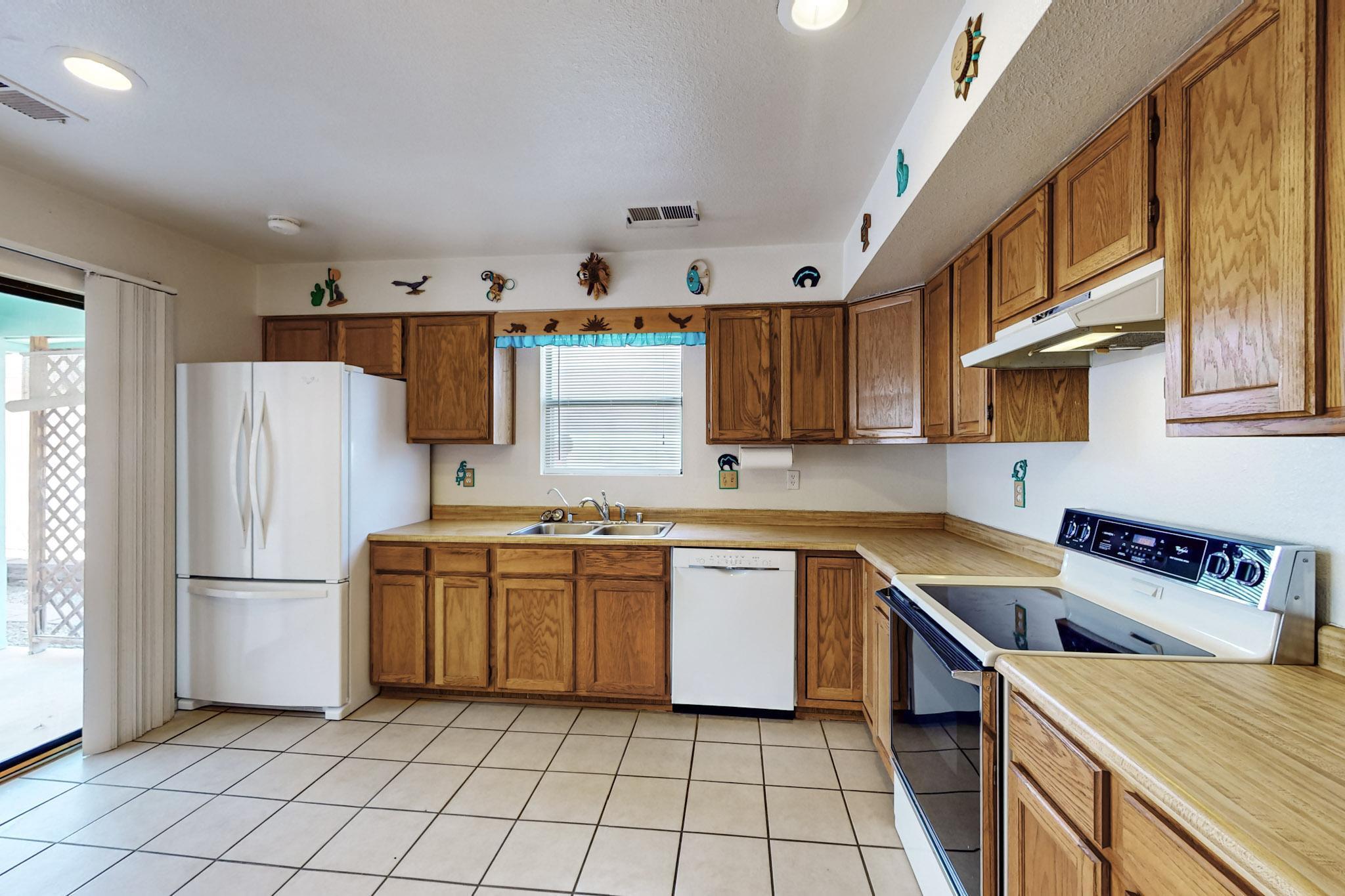 4965 Zirconia Drive NE