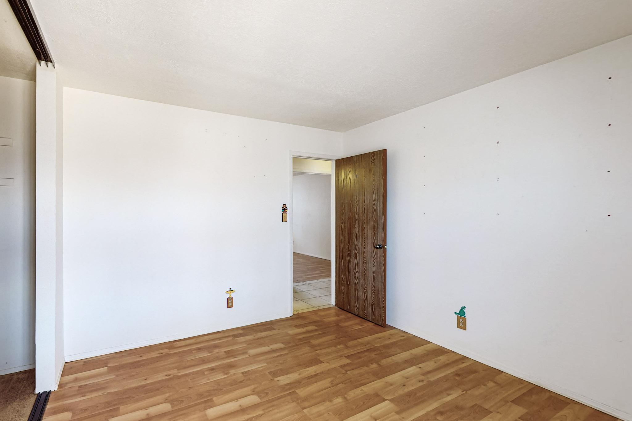 4965 Zirconia Drive NE