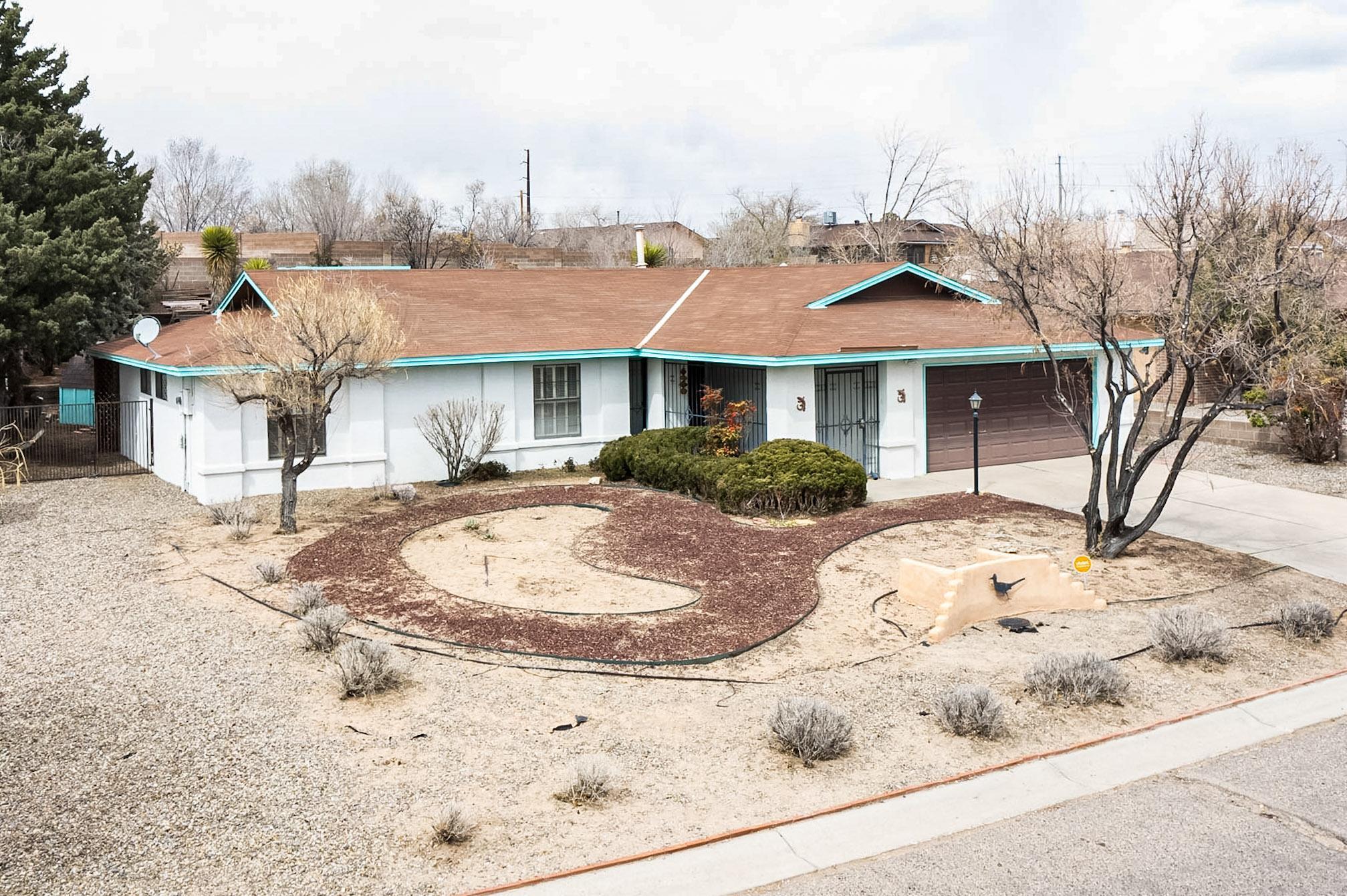 4965 Zirconia Drive NE