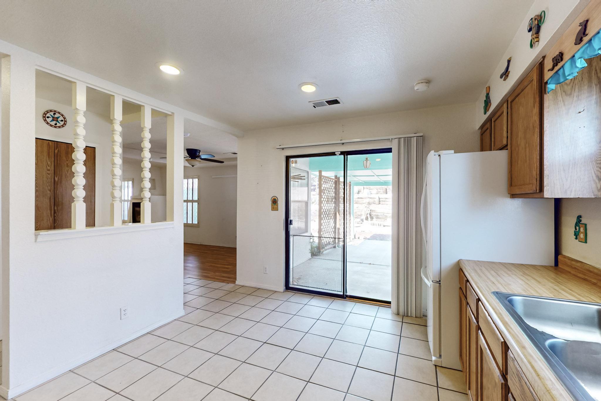 4965 Zirconia Drive NE