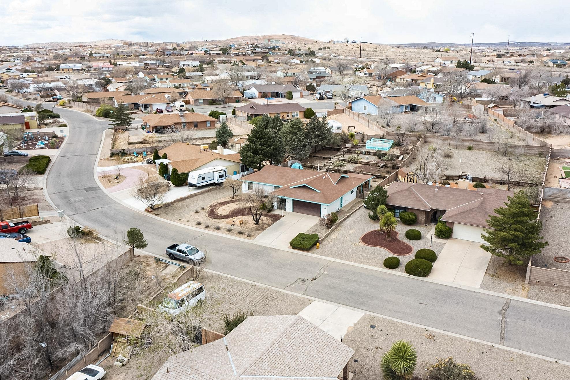 4965 Zirconia Drive NE