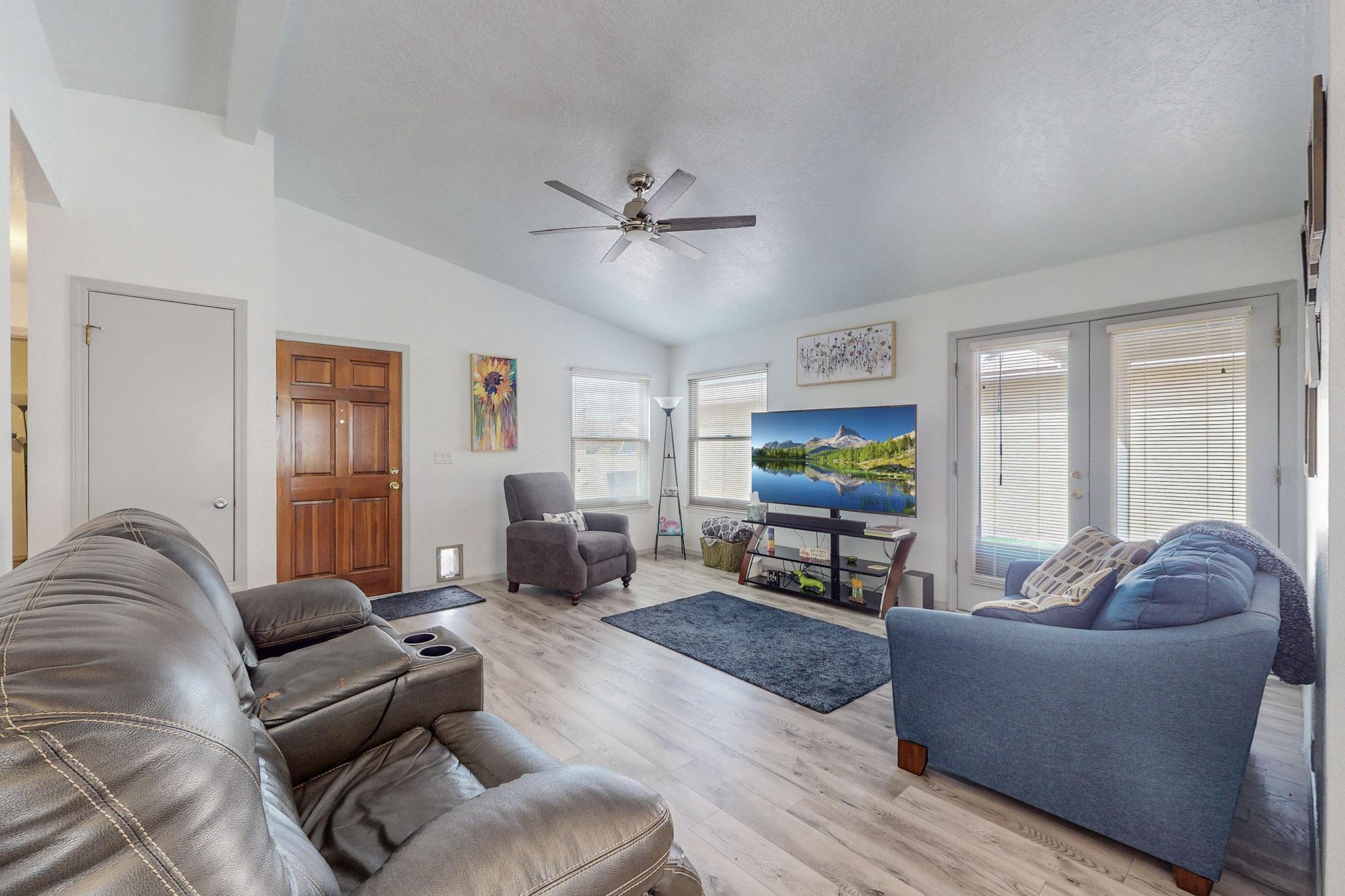 316 Palmer Park Drive NE