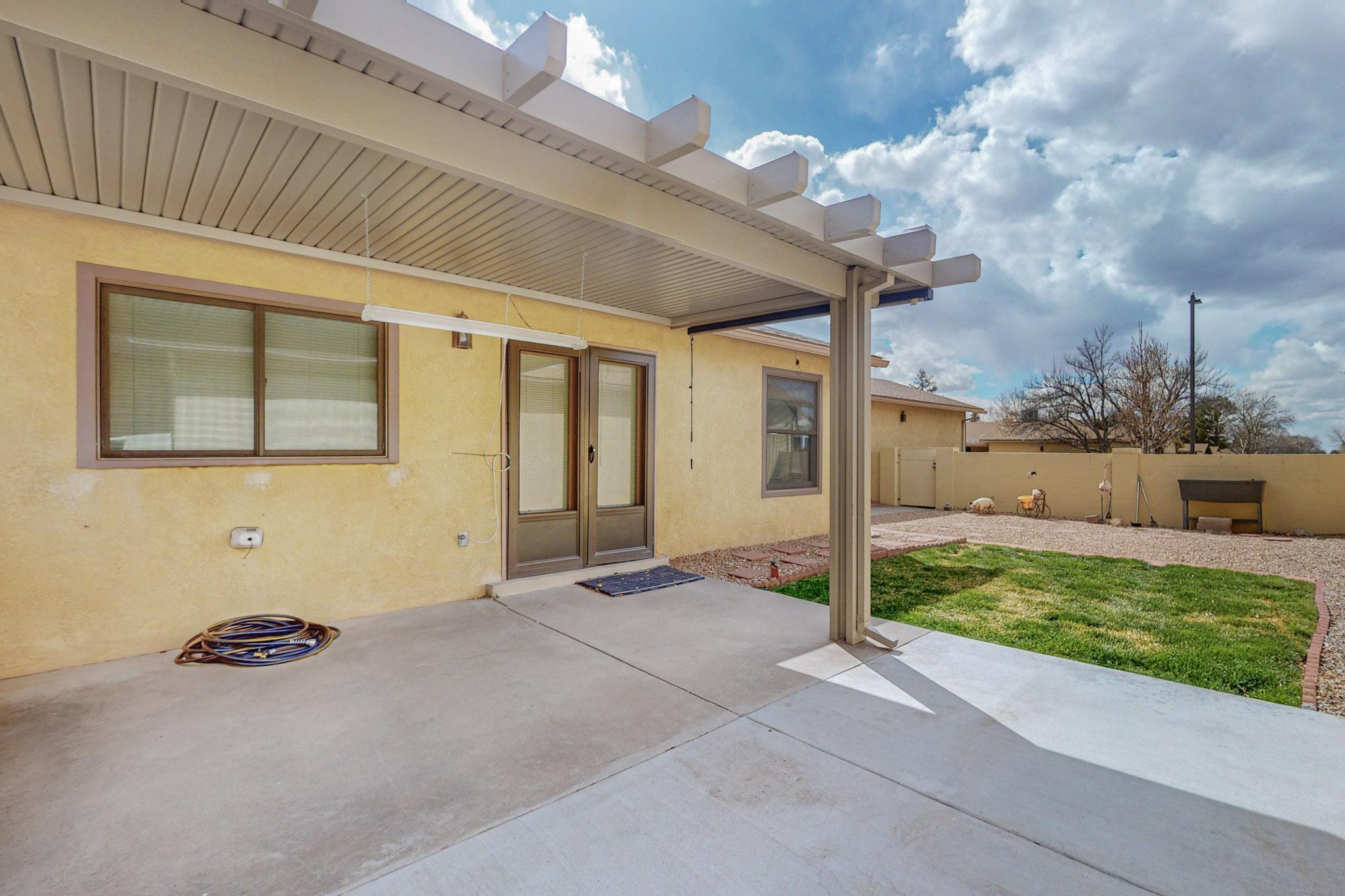 316 Palmer Park Drive NE