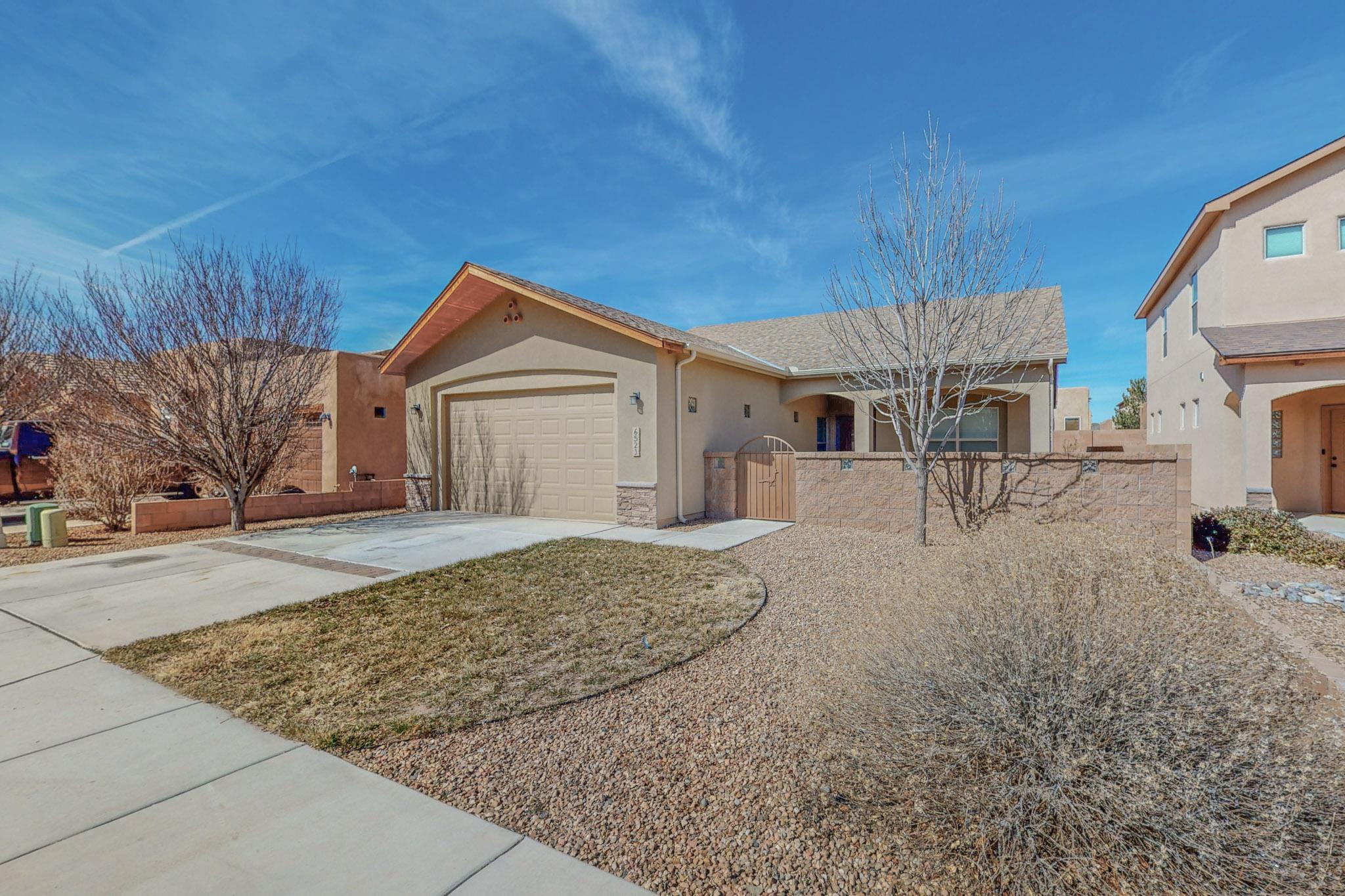 6523 Desert Spirit Road NW