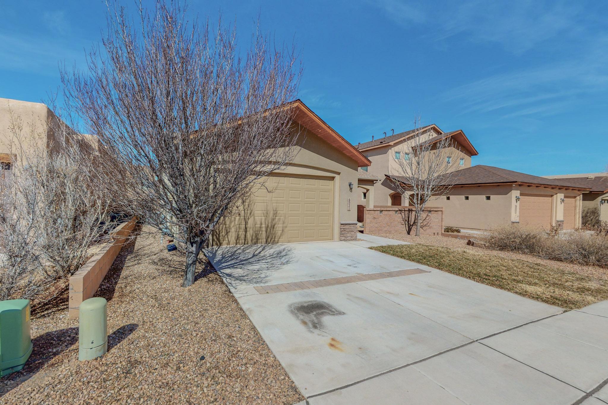 6523 Desert Spirit Road NW