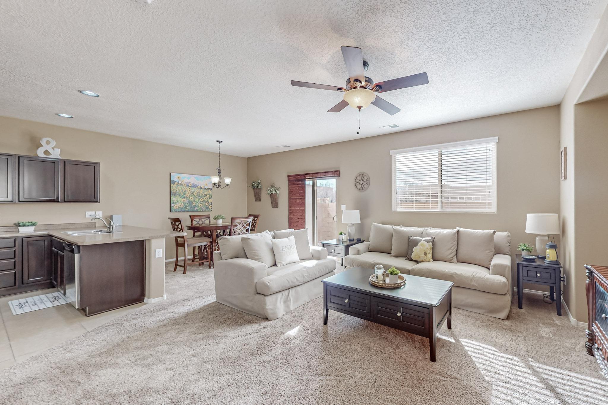 2233 Cortina Loop SE