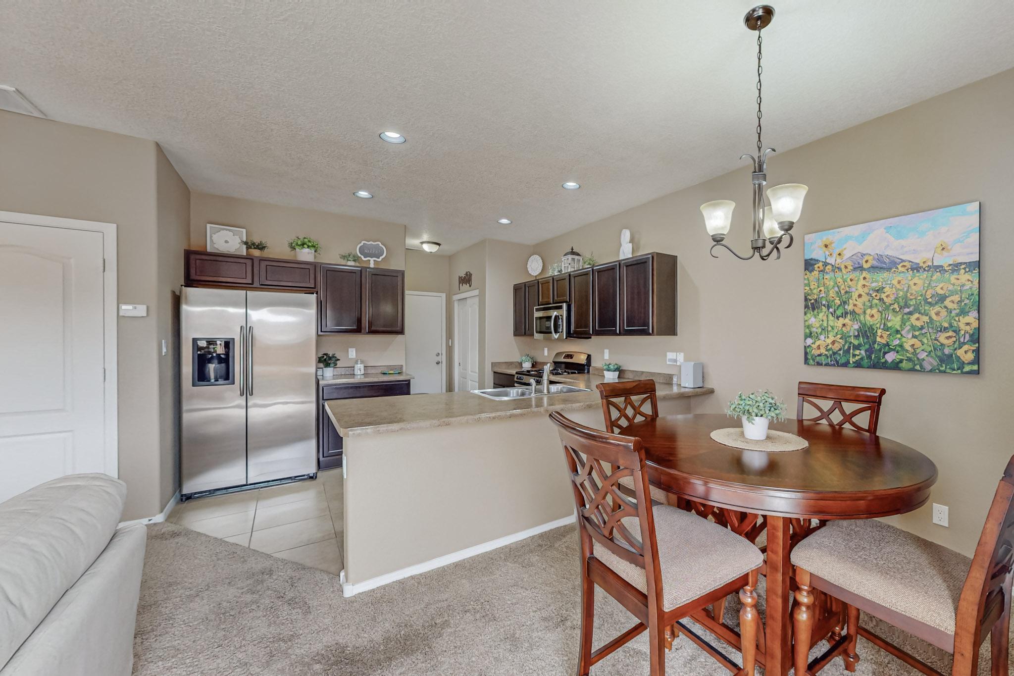 2233 Cortina Loop SE