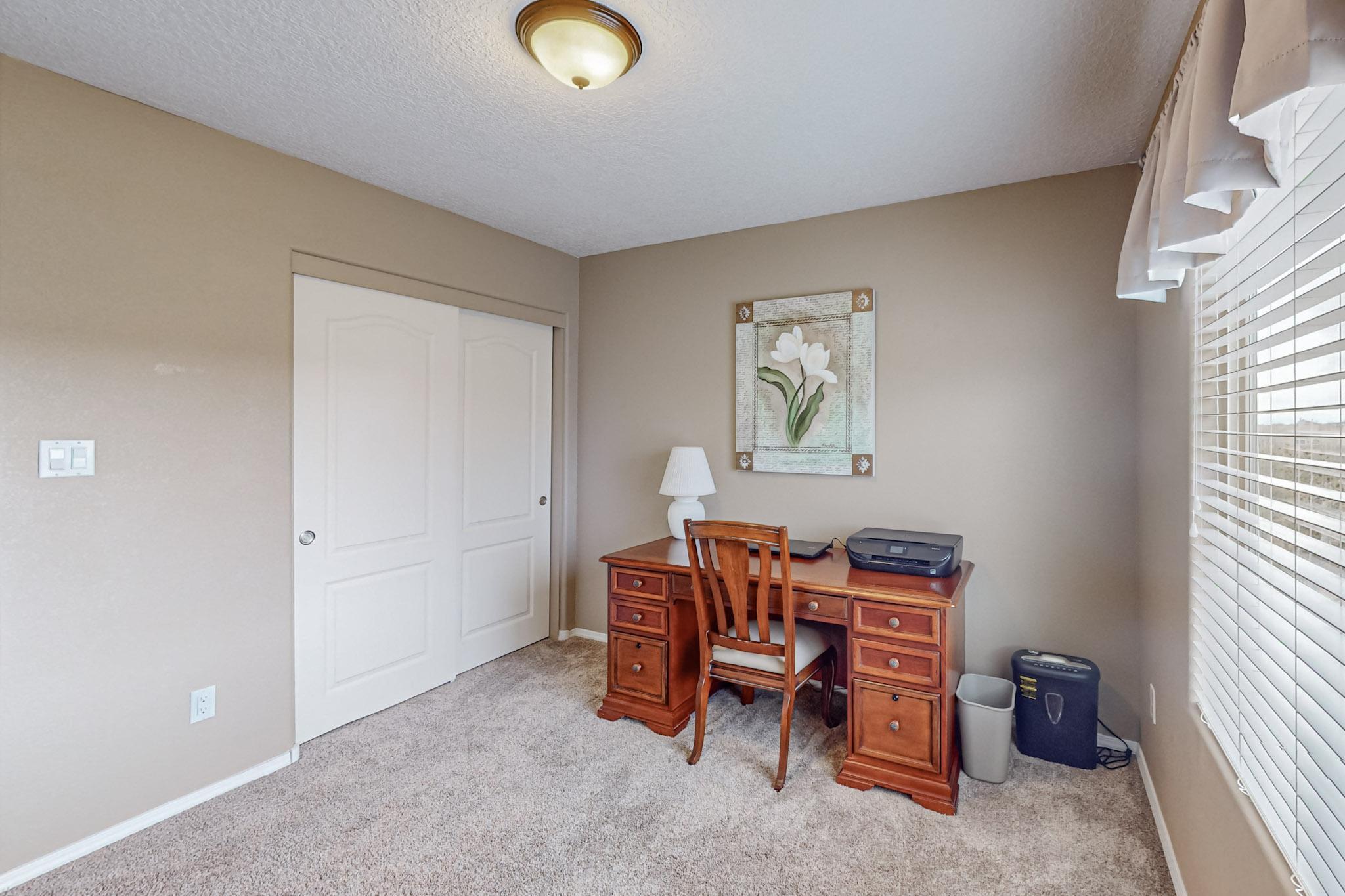 2233 Cortina Loop SE