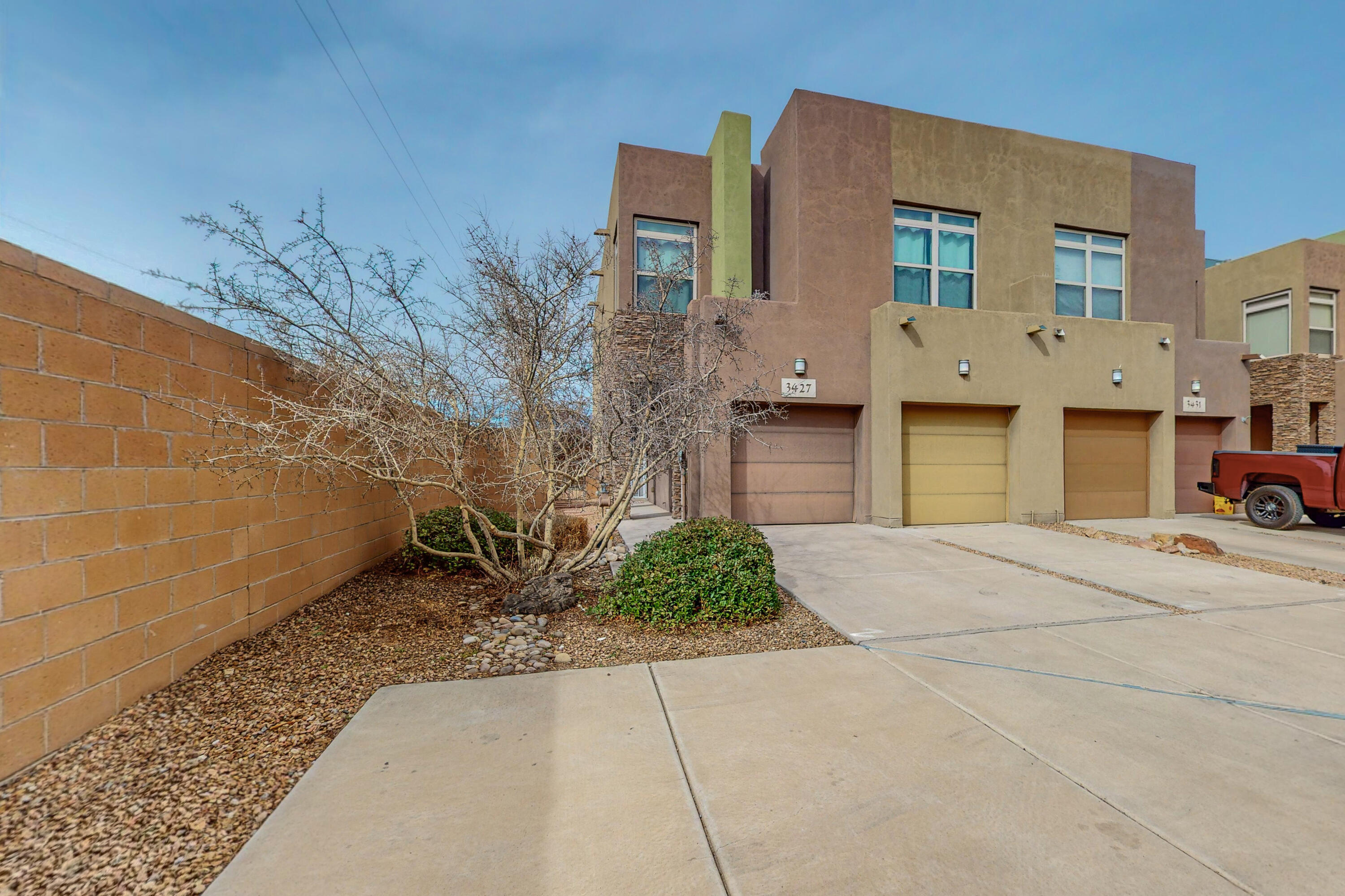 3427 Del Agua Court NE