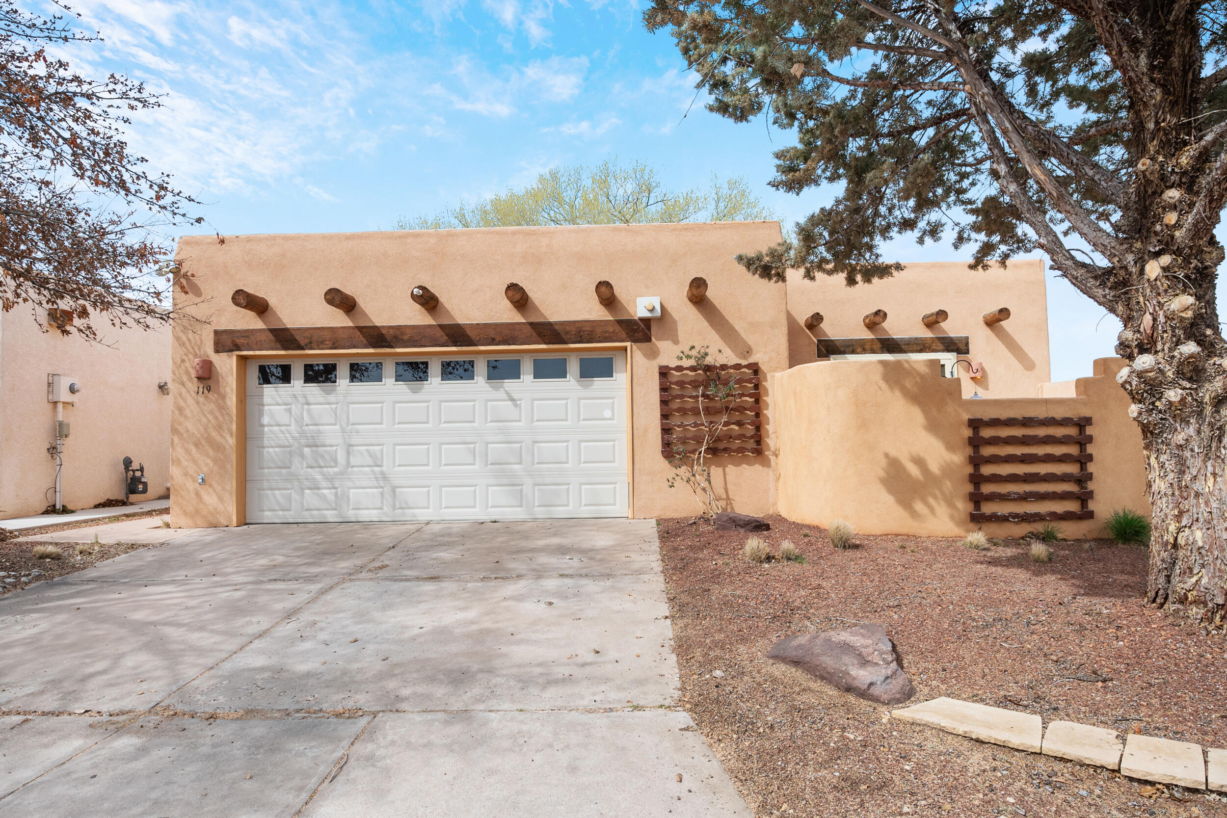 119 Tierra Del Sol Loop