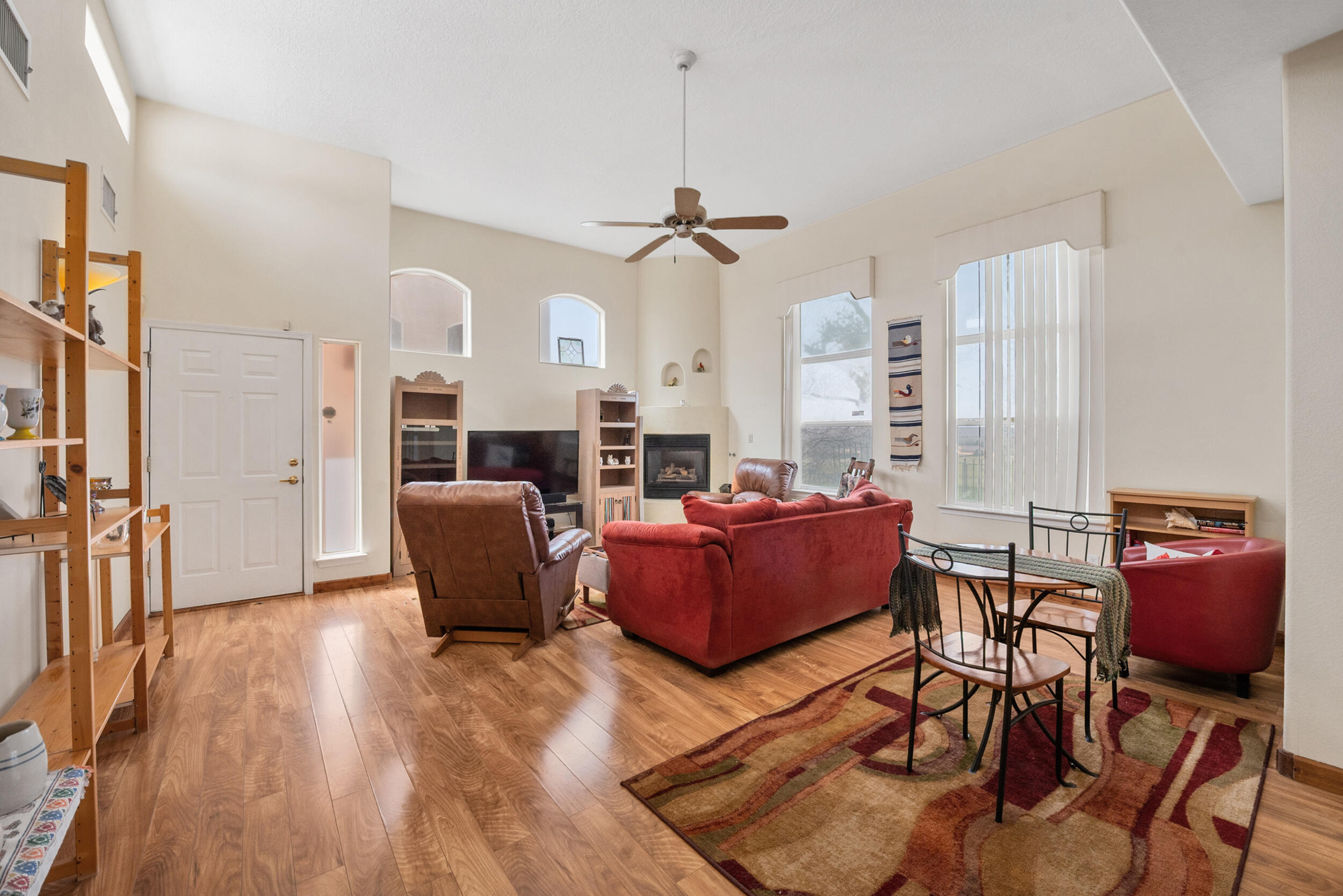 119 Tierra Del Sol Loop
