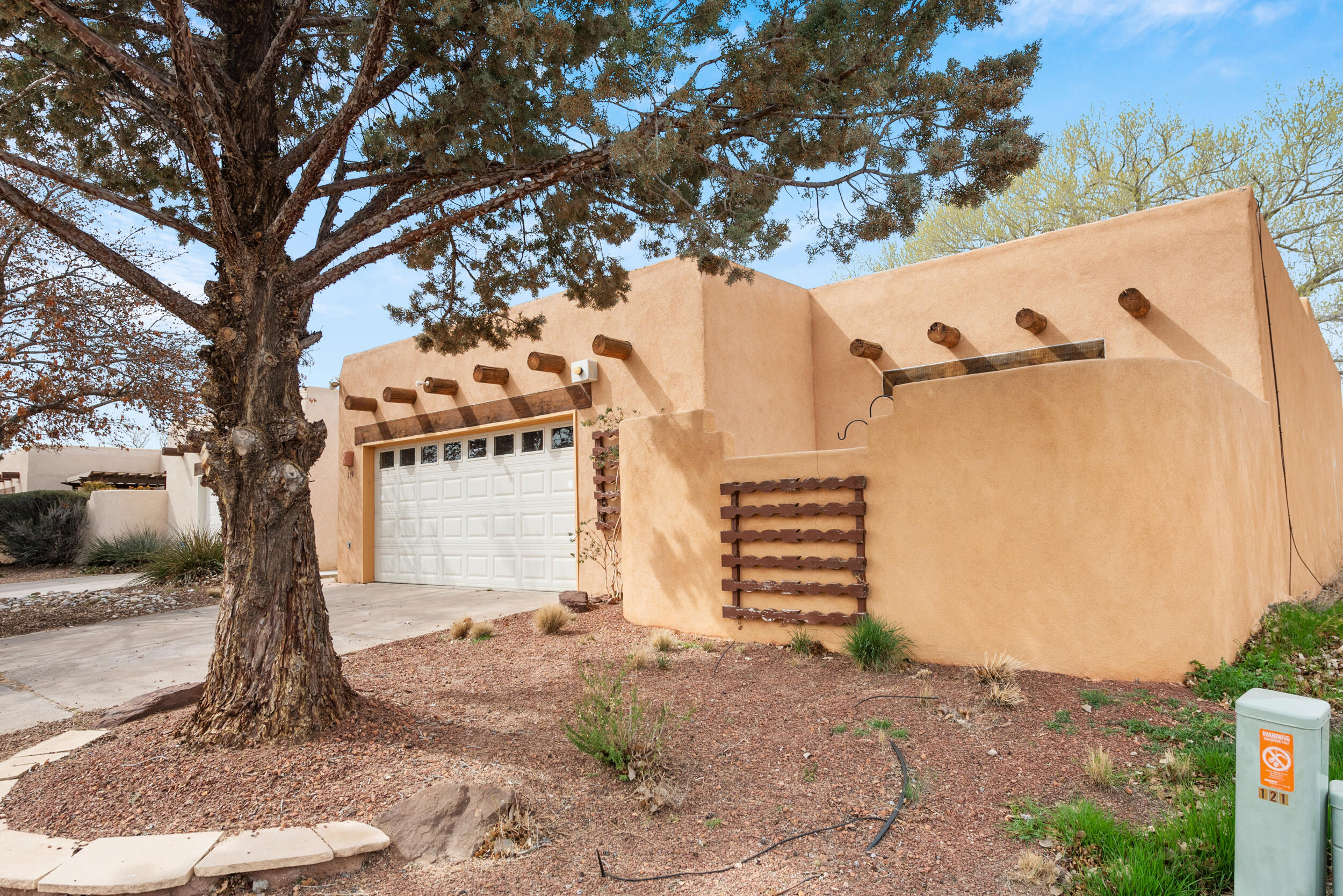 119 Tierra Del Sol Loop
