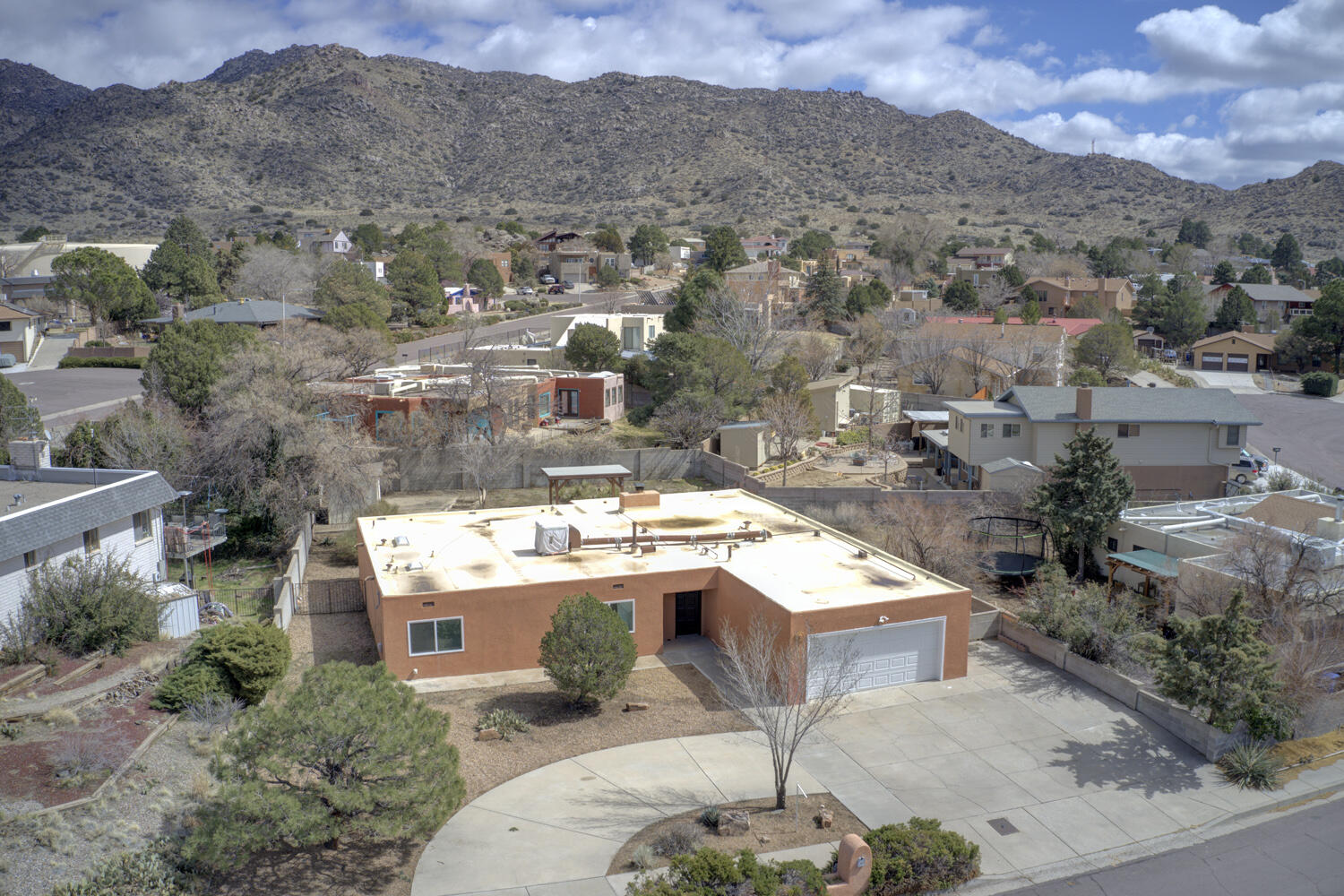 720 Mark Drive NE