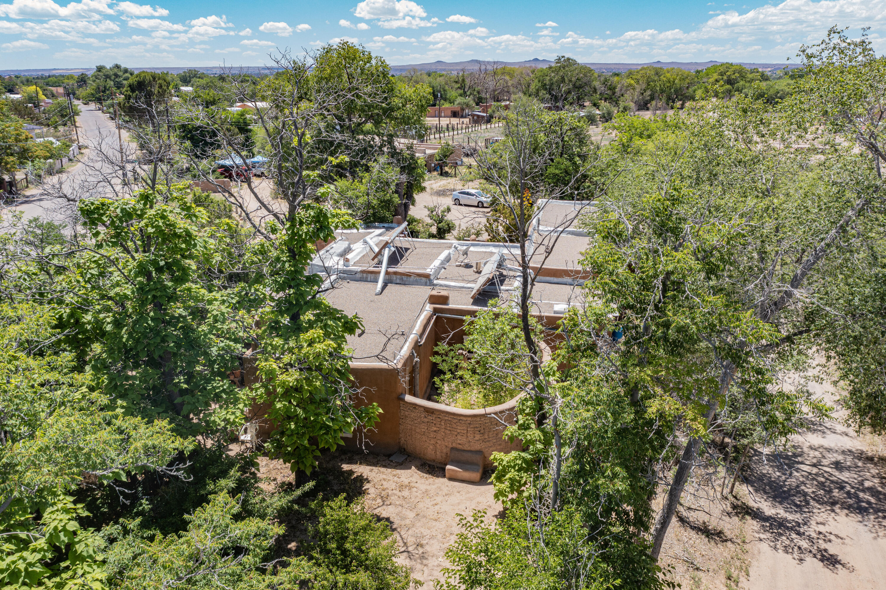 5949 Guadalupe Trail NW