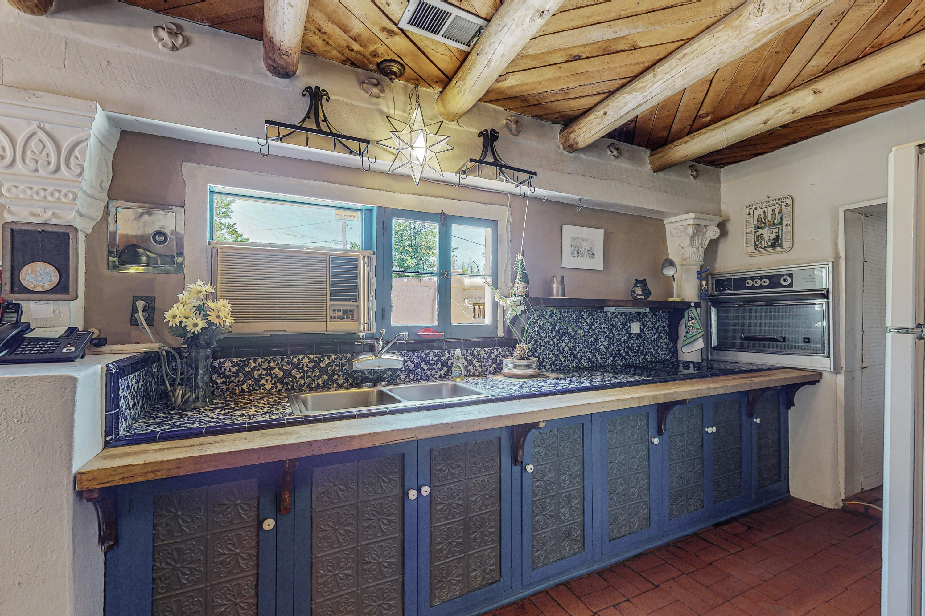 5949 Guadalupe Trail NW