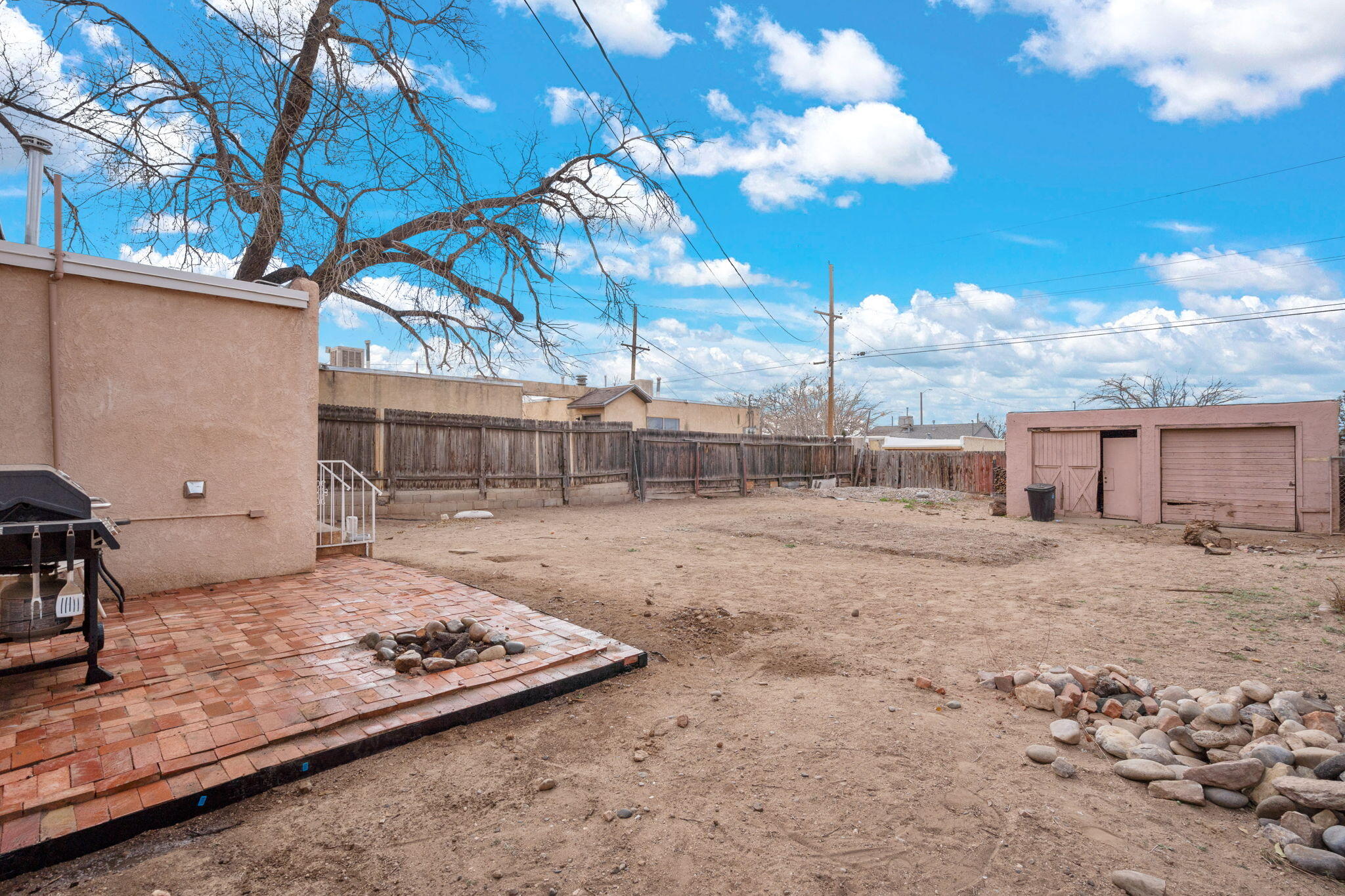 155 Mesilla Street NE