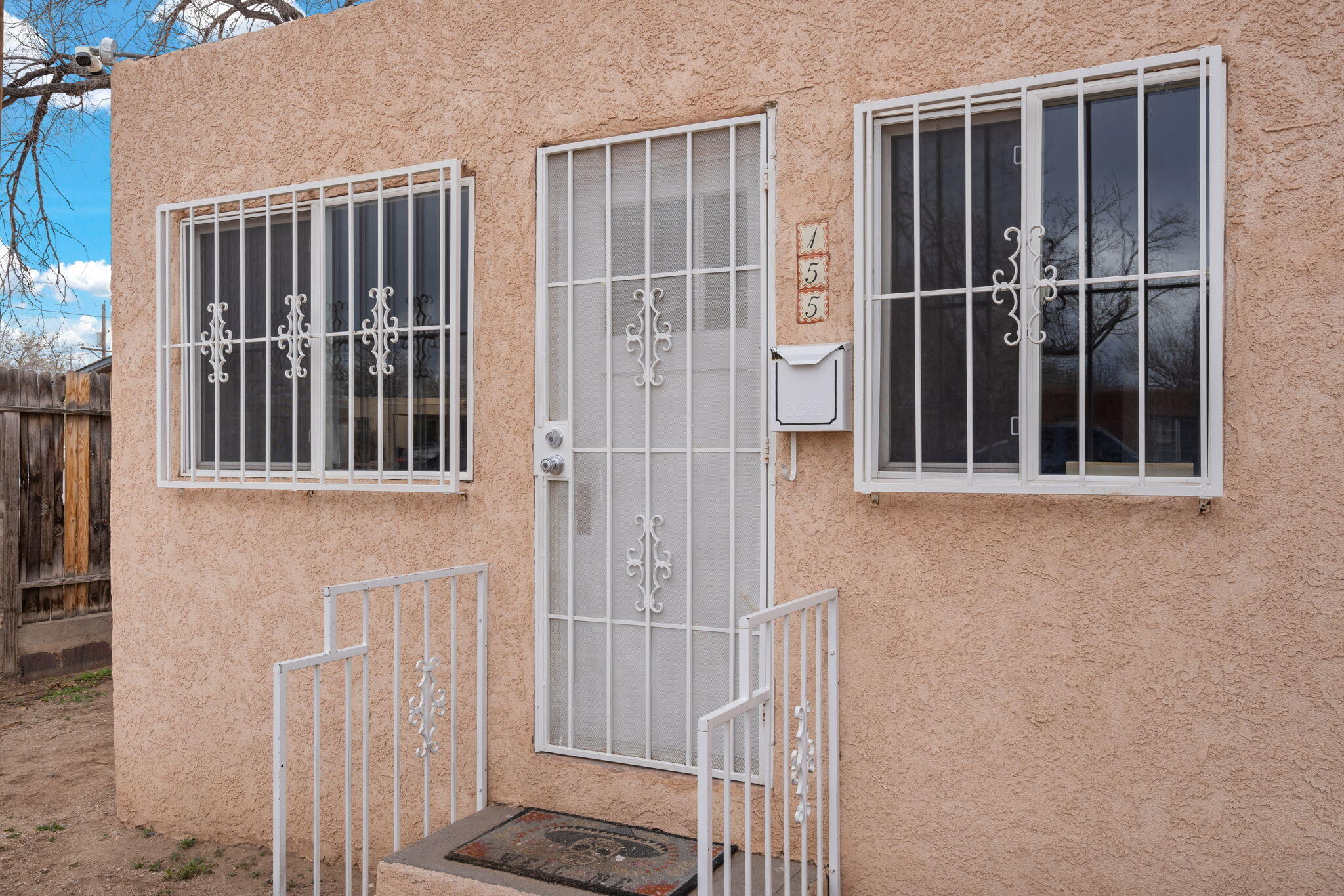 155 Mesilla Street NE
