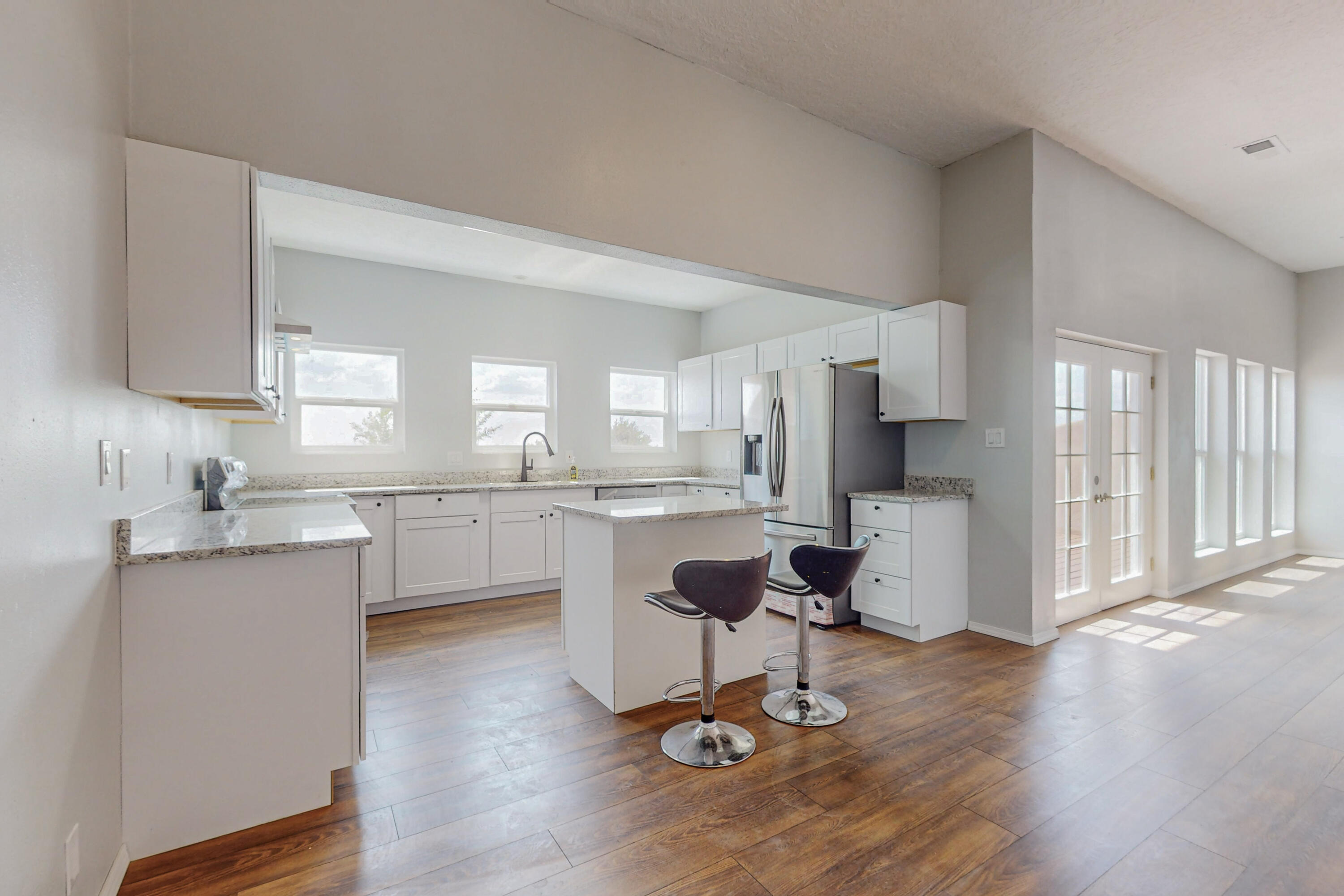 760 Tramway Lane NE 3