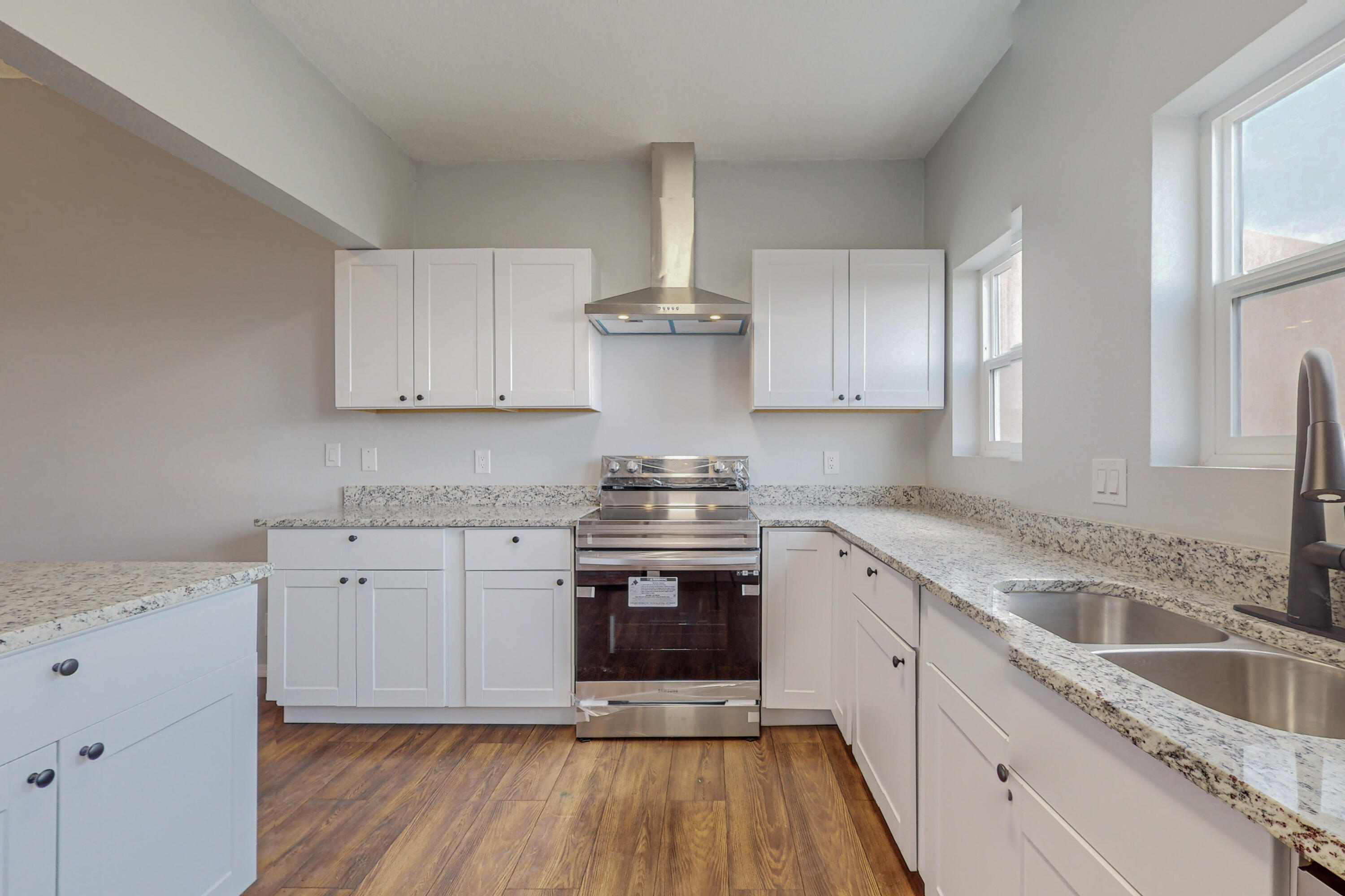 760 Tramway Lane NE 3