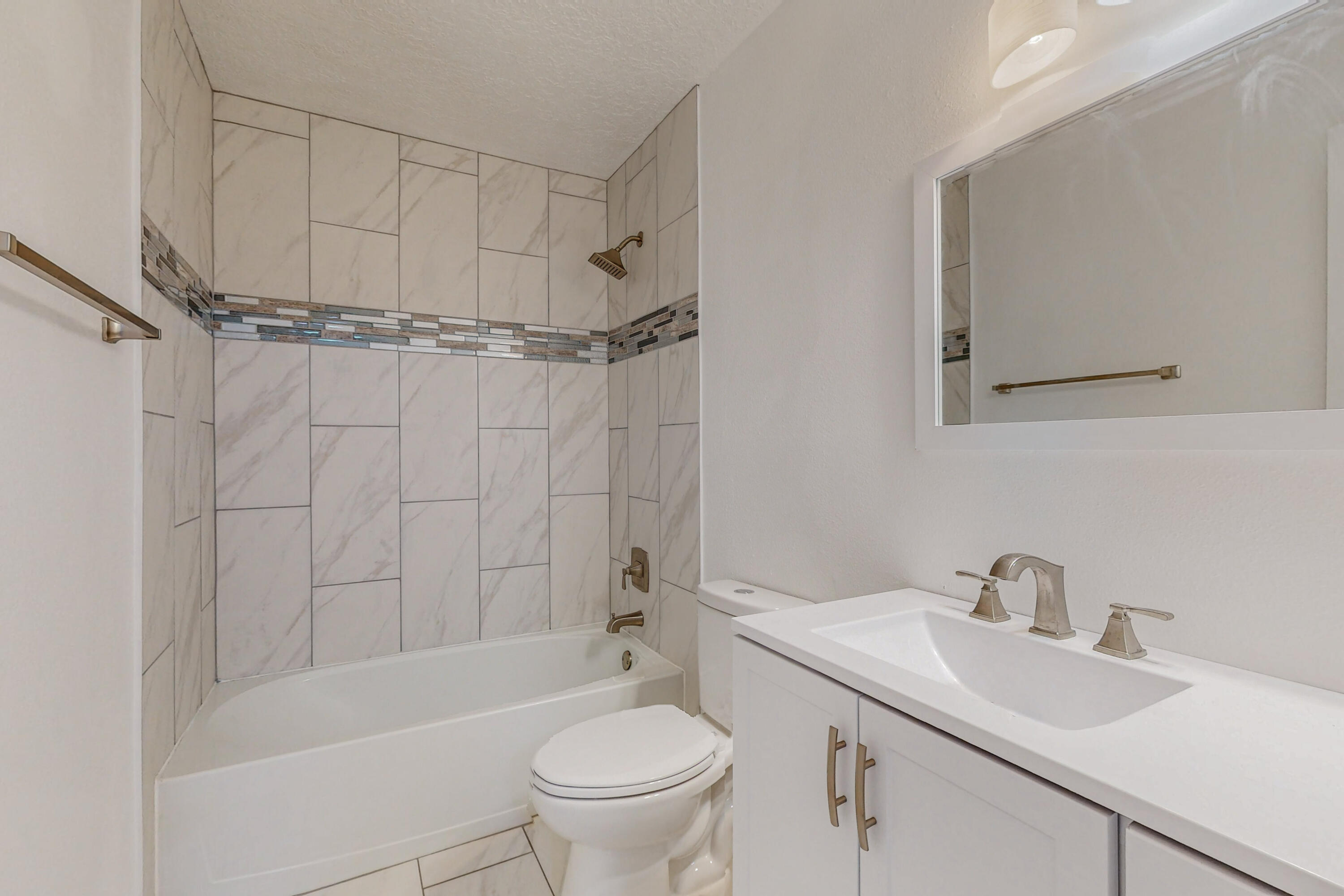 760 Tramway Lane NE 3