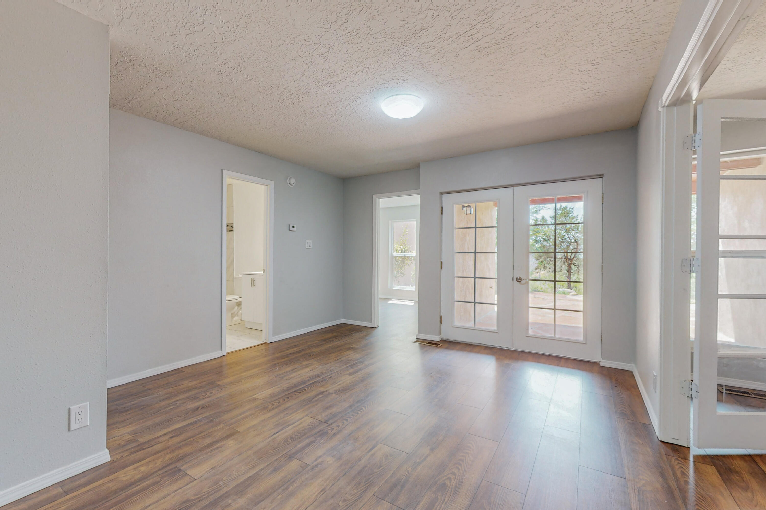 760 Tramway Lane NE 3