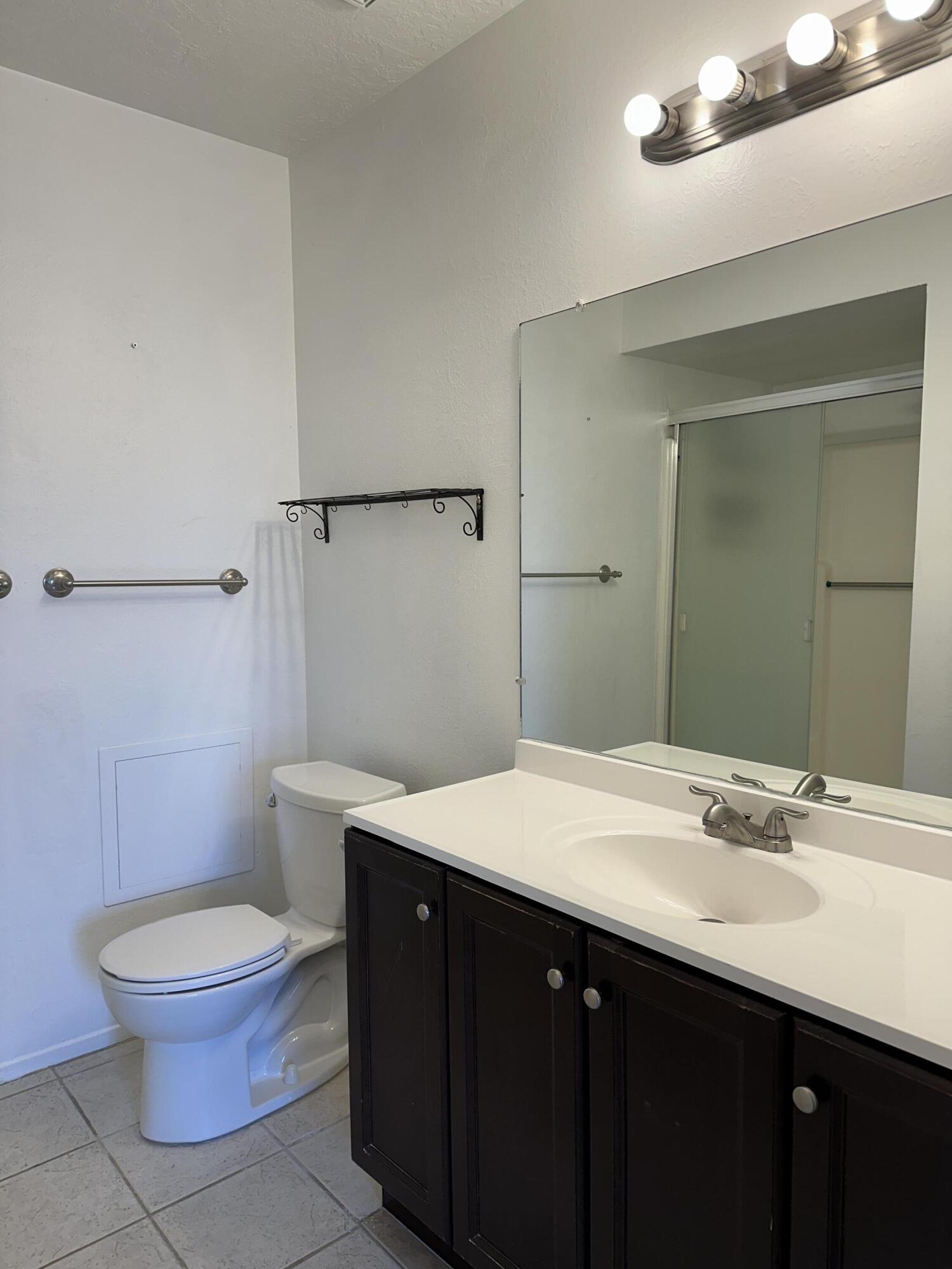 2414 Calle Zaguan