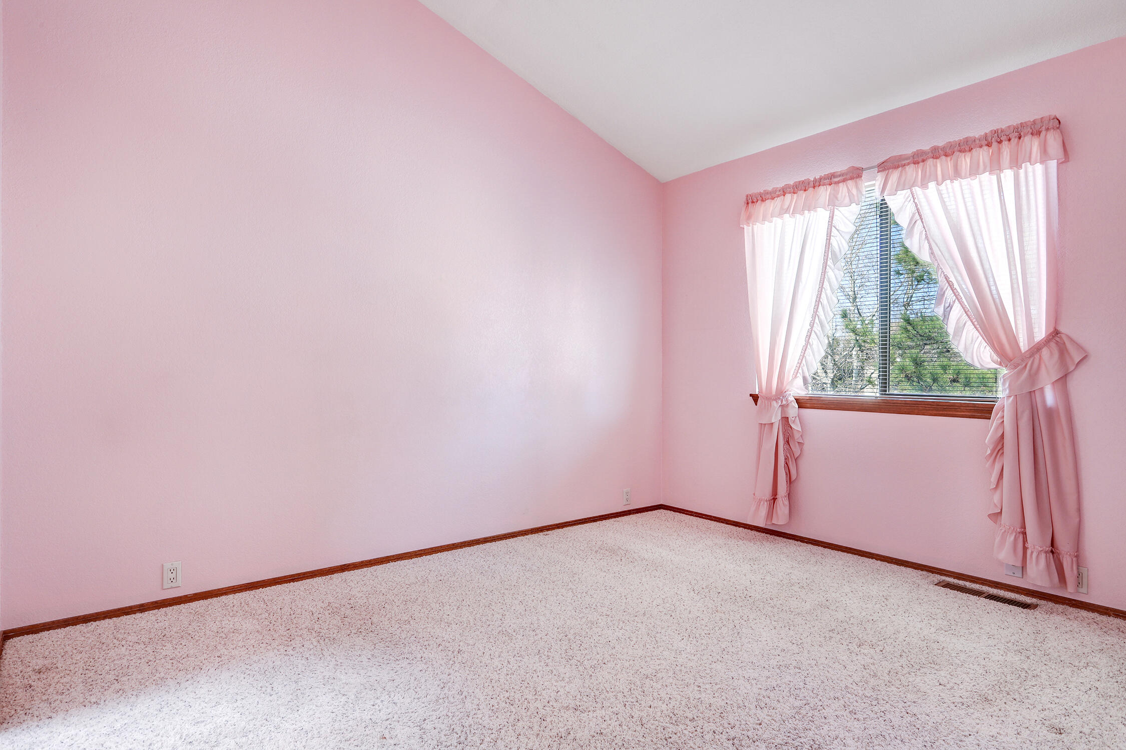 10709 Towne Park Drive NE