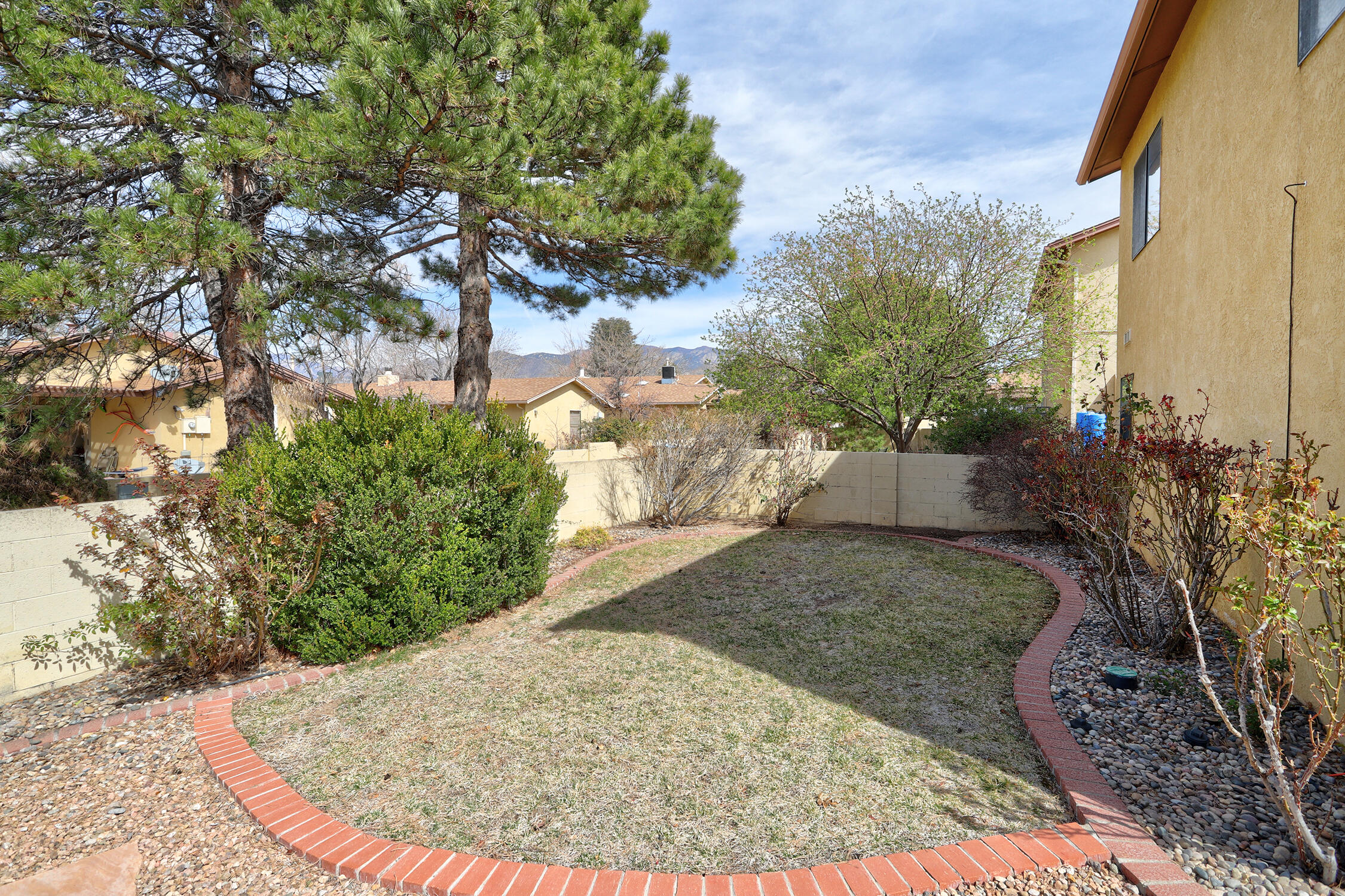 10709 Towne Park Drive NE