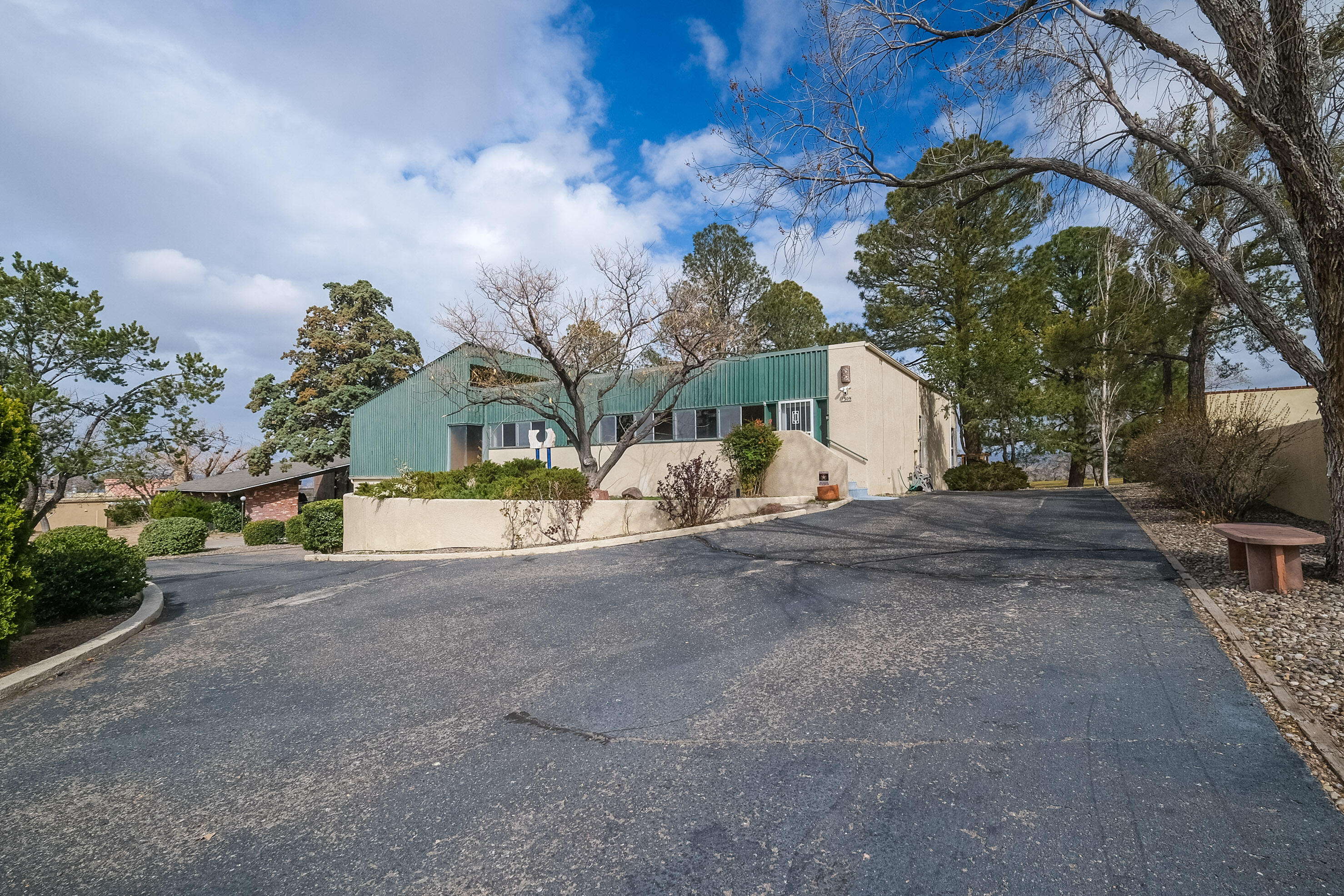 1309 Cuatro Cerros Trail SE
