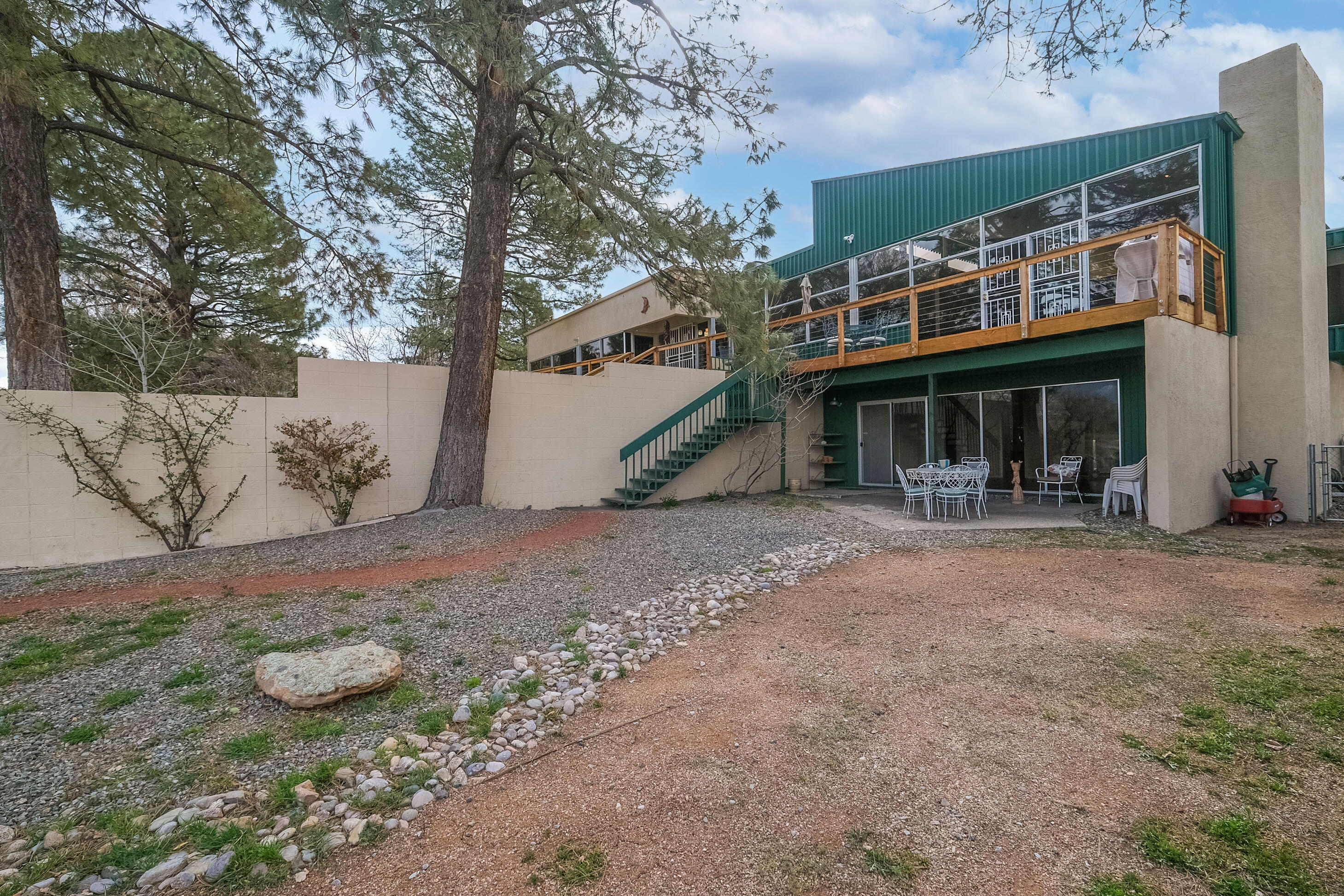 1309 Cuatro Cerros Trail SE