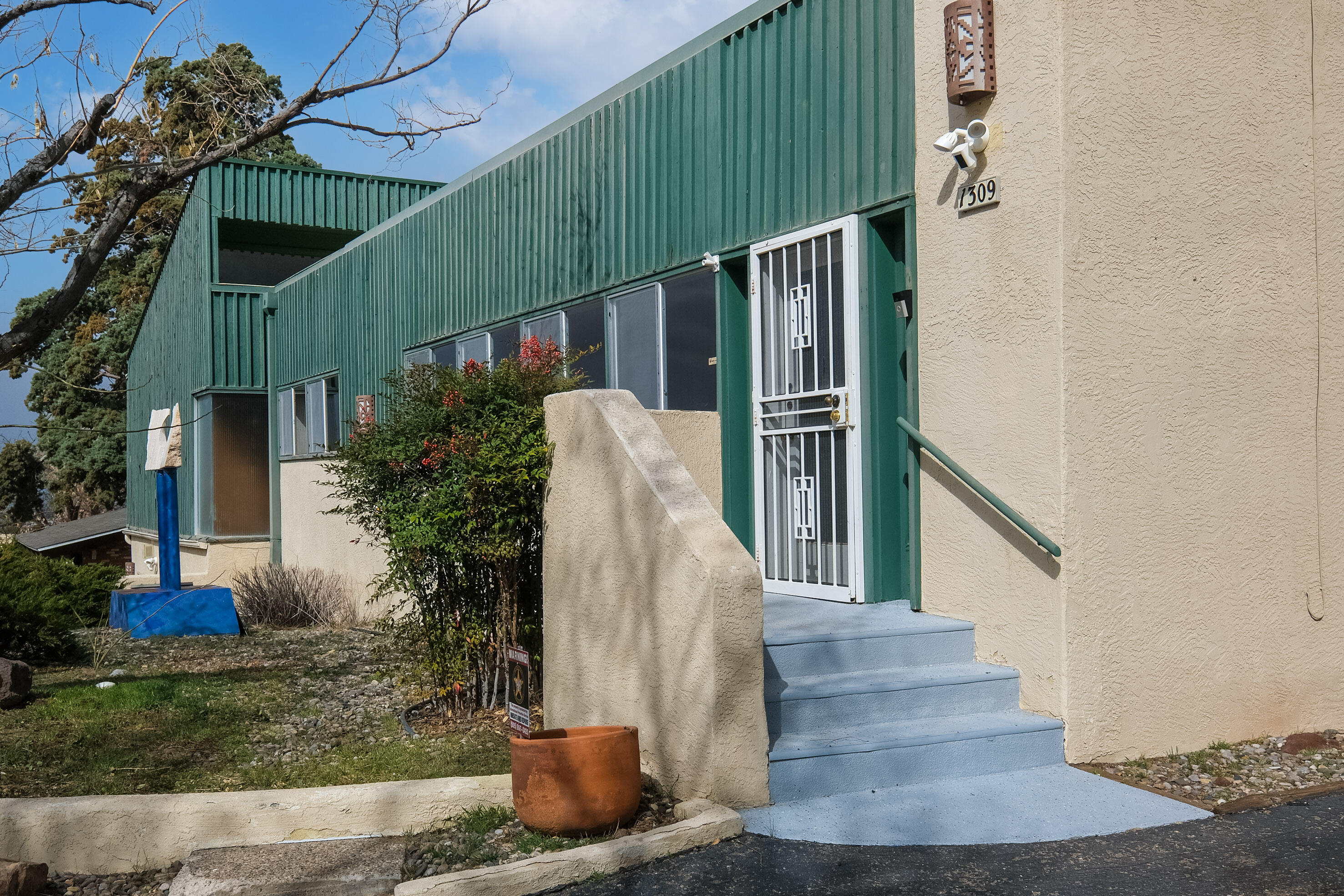 1309 Cuatro Cerros Trail SE