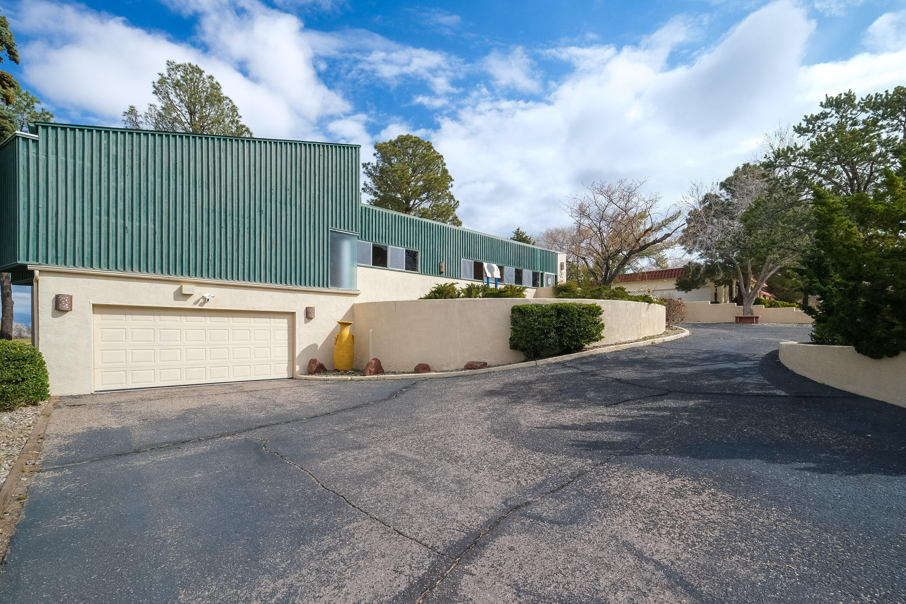 1309 Cuatro Cerros Trail SE