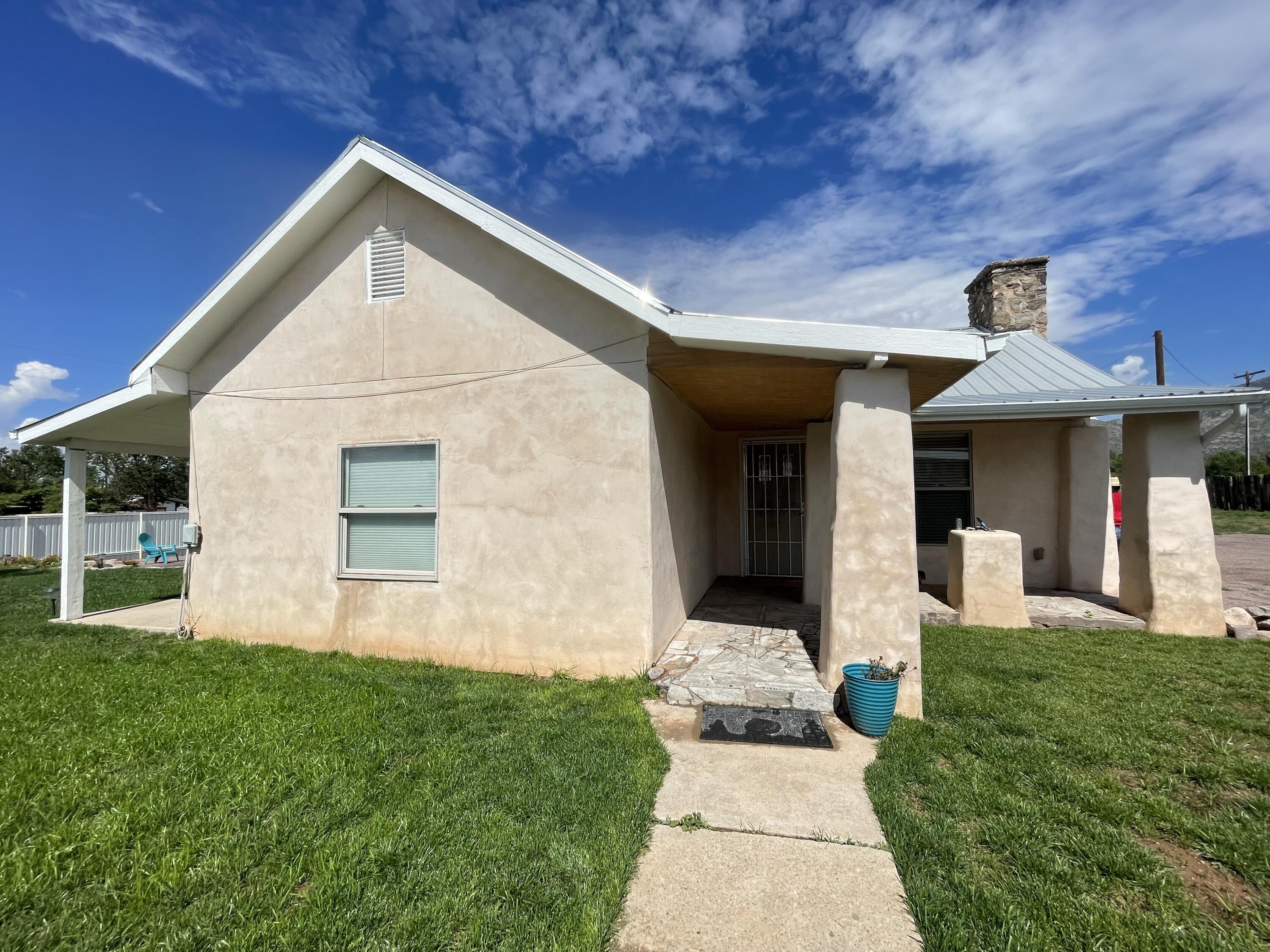 103 S Chestnut