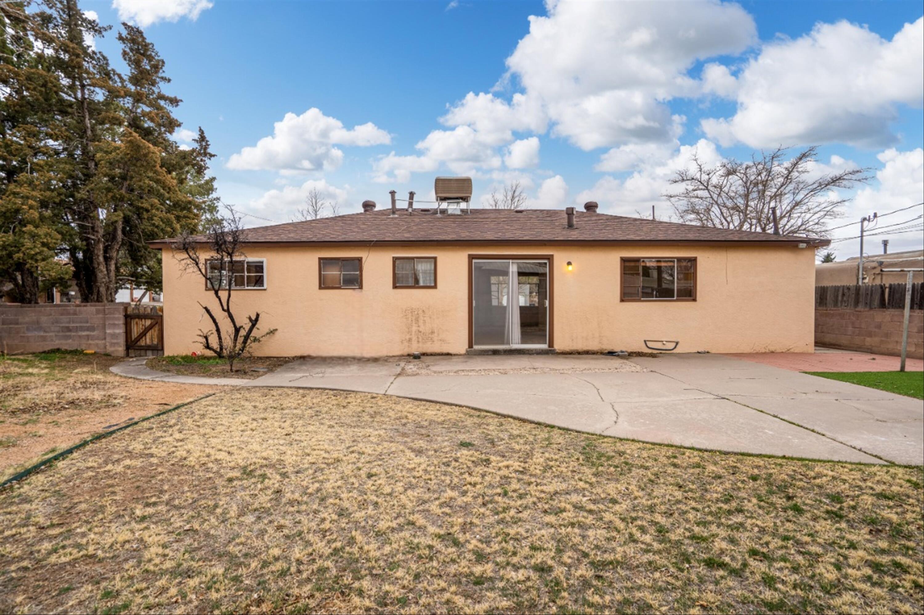 11221 Arvada Avenue NE