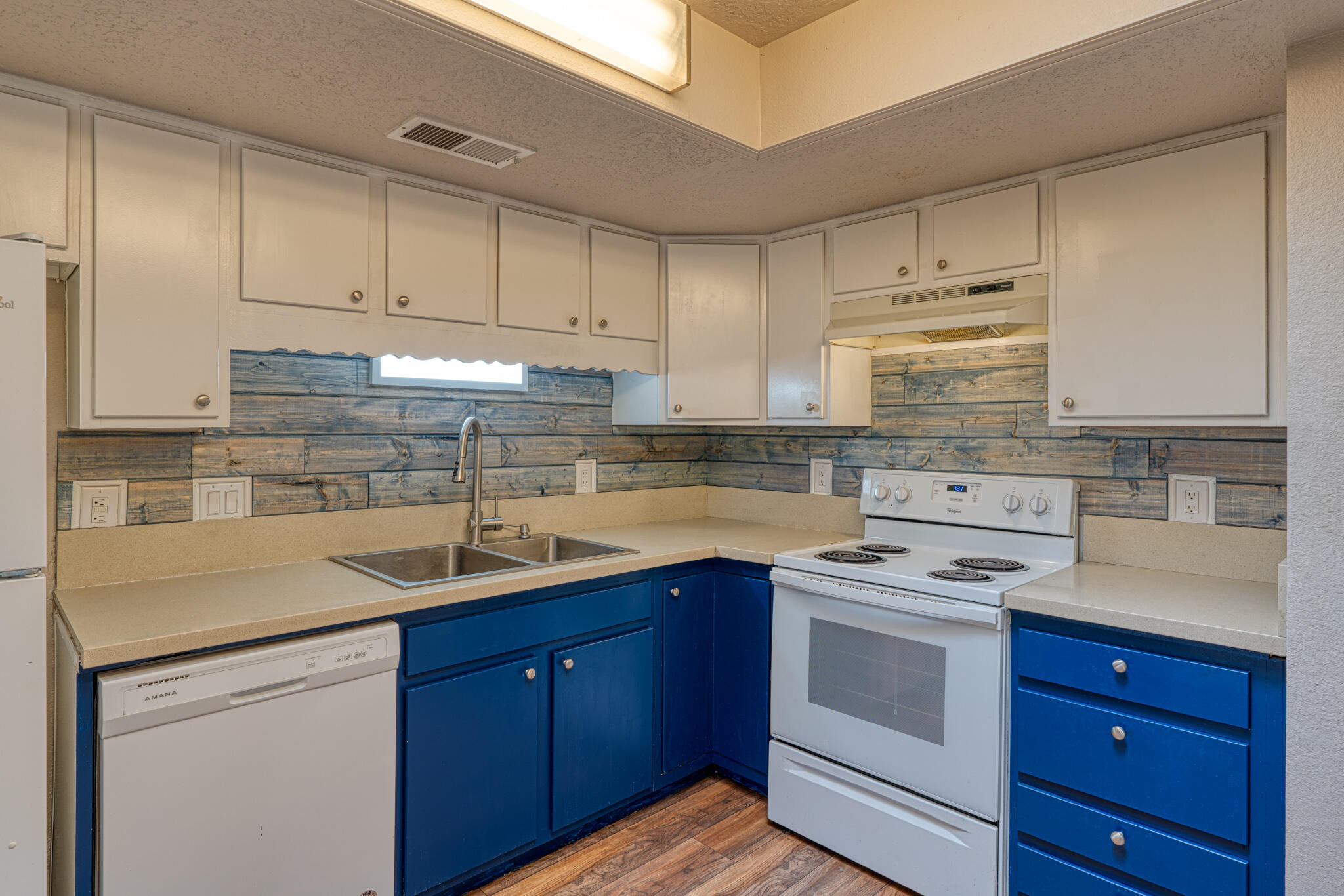 811 Country Club Drive SE 2c